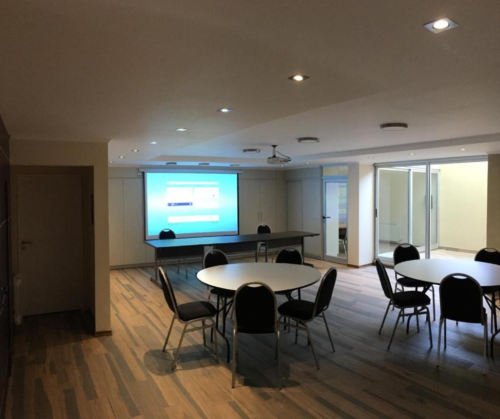 meeting & event spaces