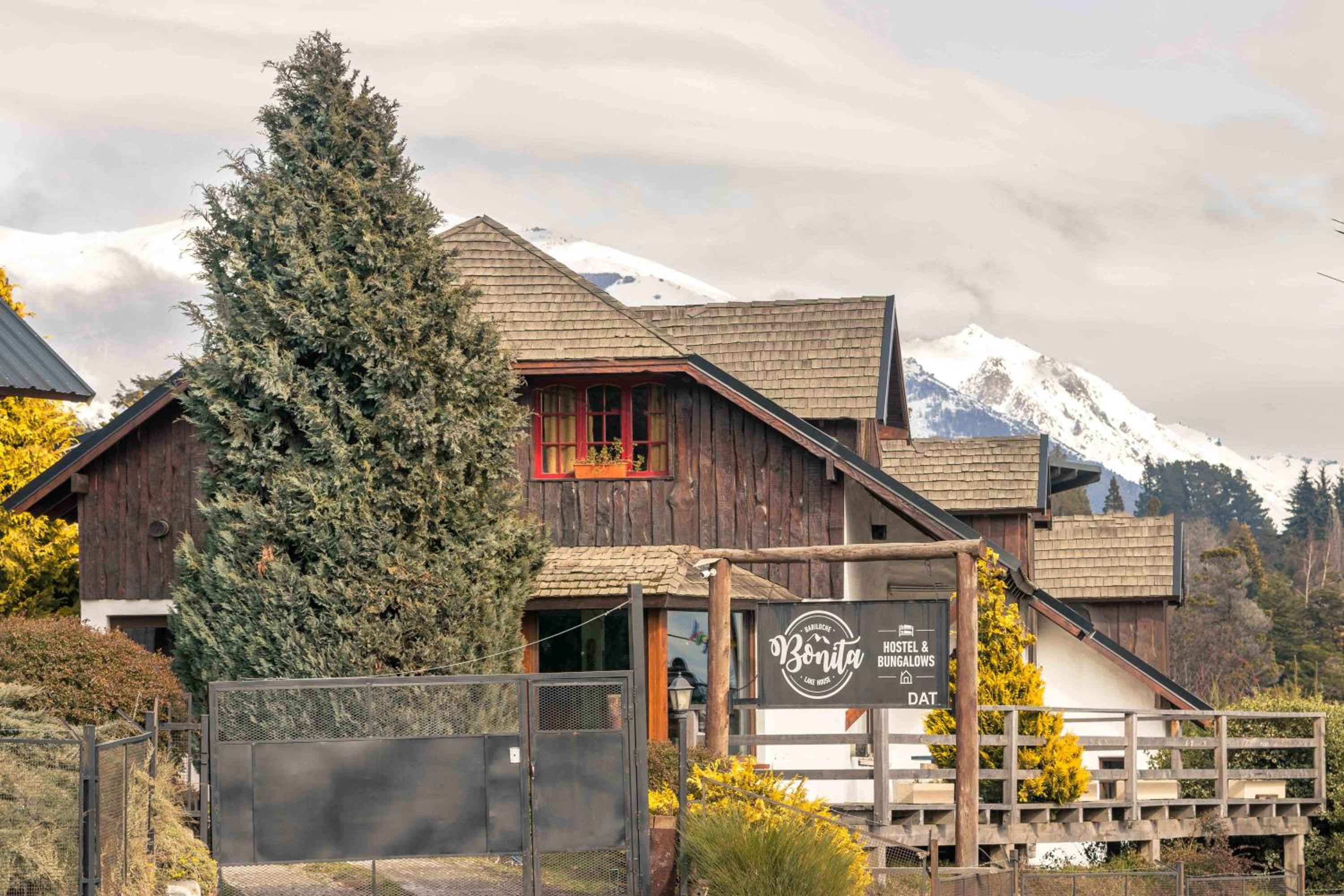 Bonita Lake House - Hostel & Bungalows
