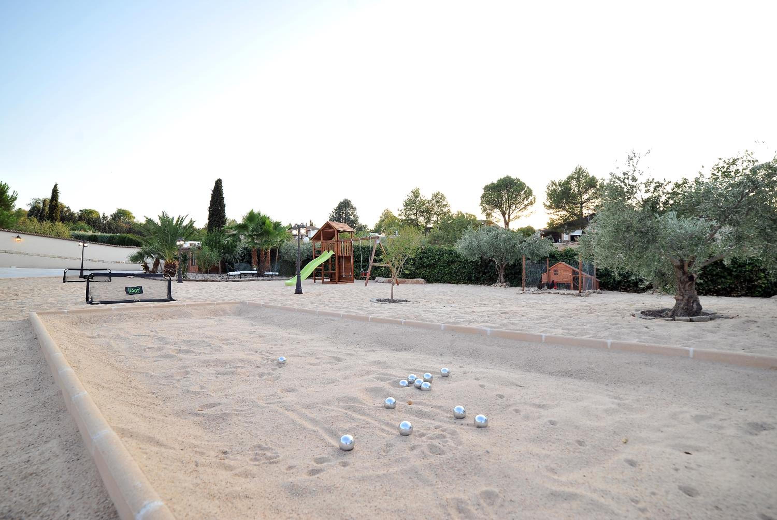 activities & amenities