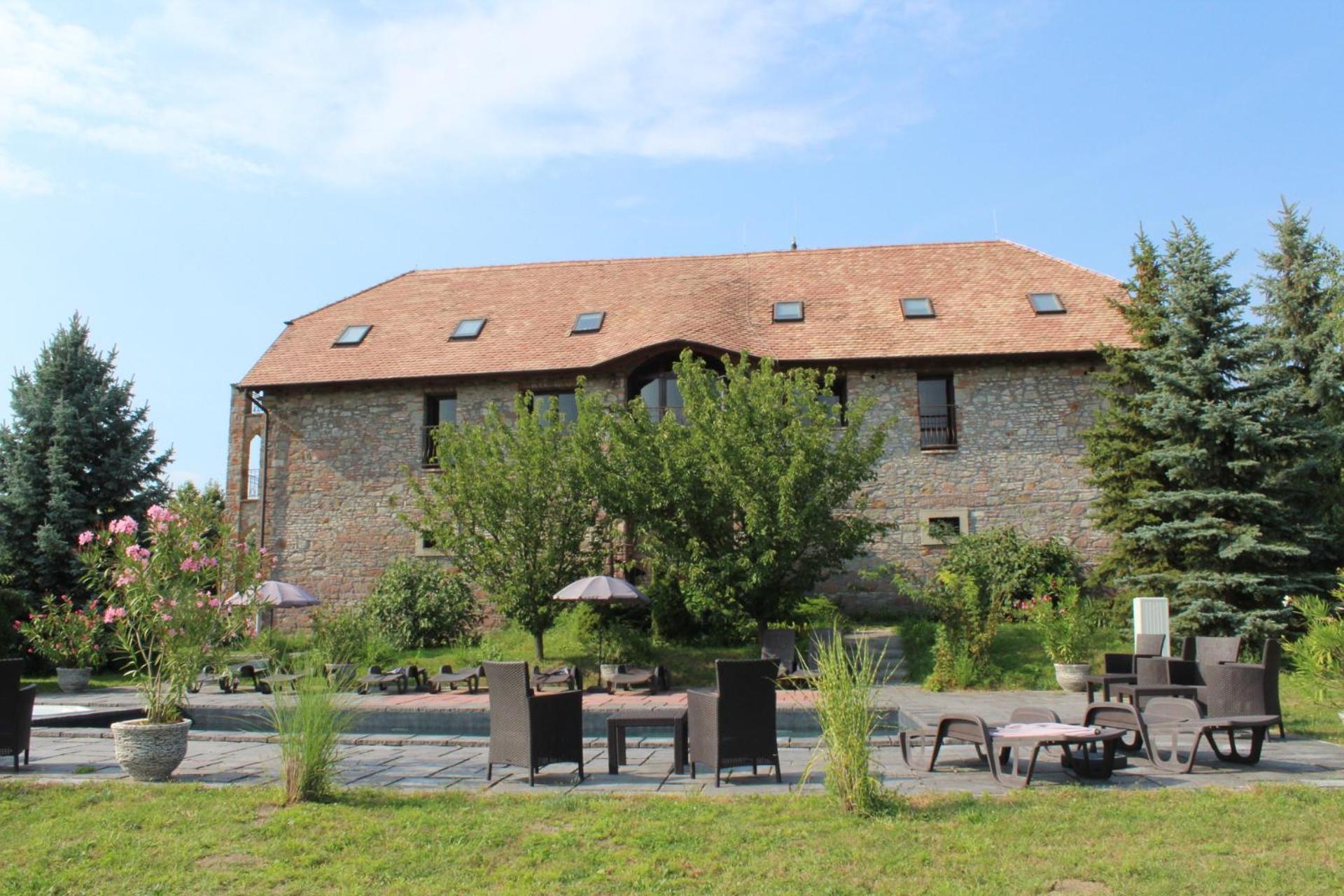 Magtár Vendégház Harsány view 5