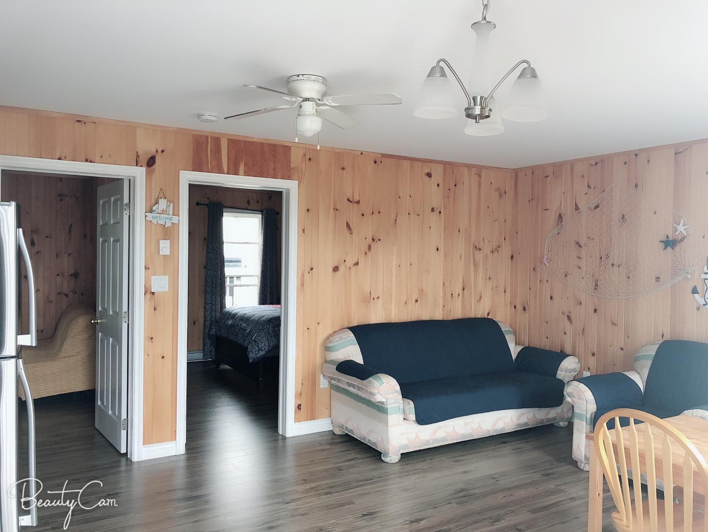 Baywatch Lighthouse Cottages & Motel