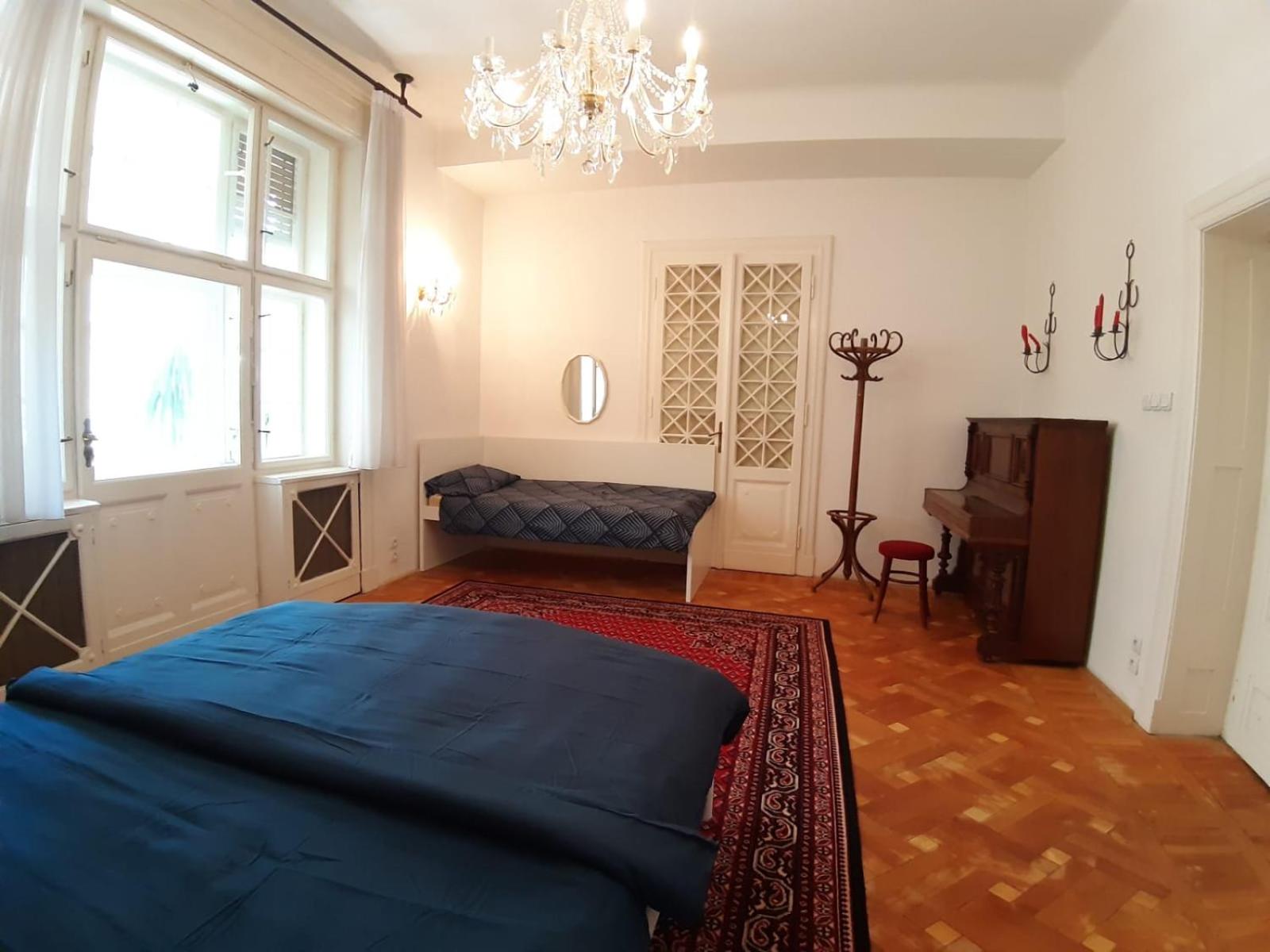 Rooms in Prague-BIG+Comfy