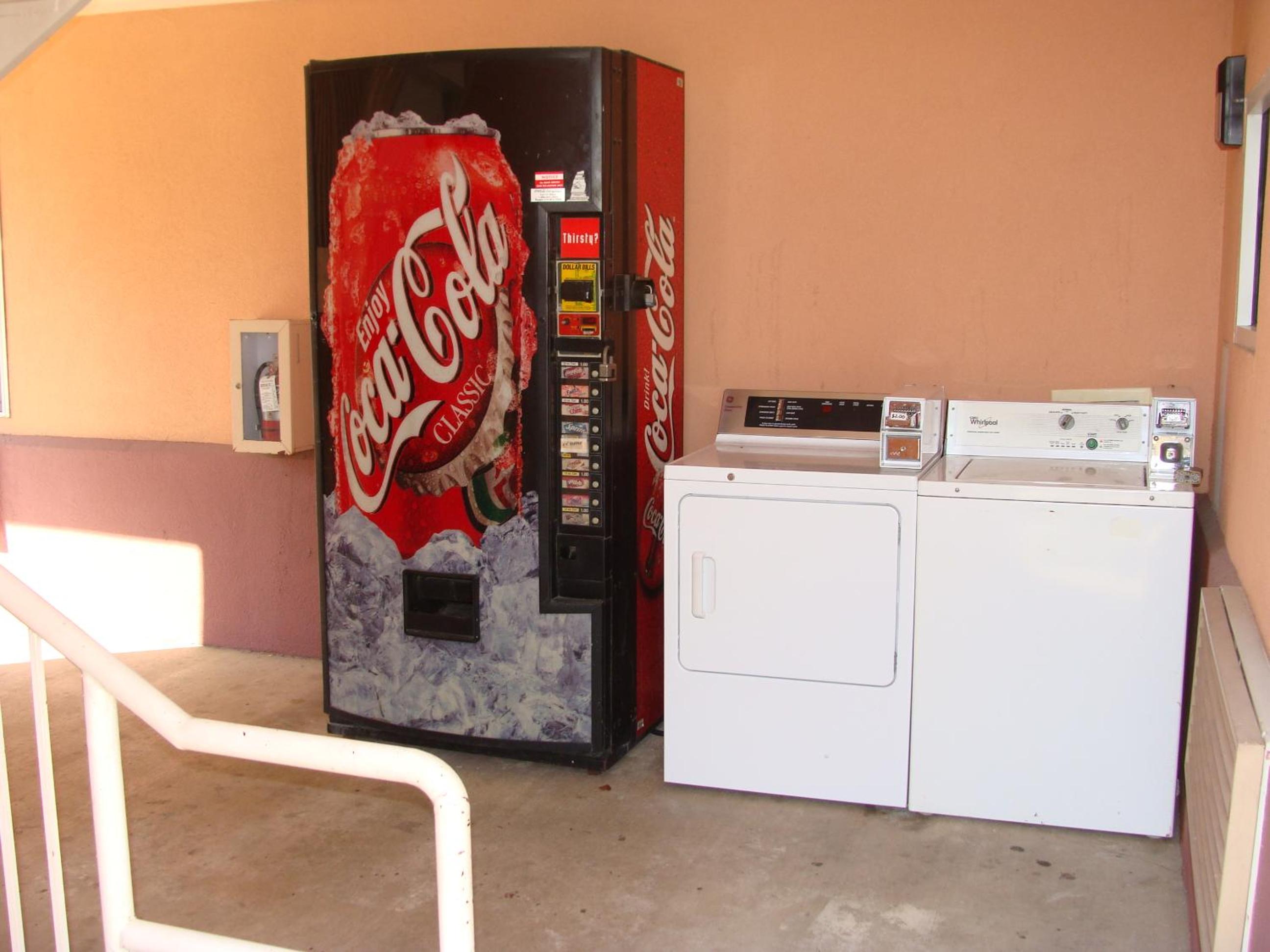 Benbrook Inn & Suites view 3