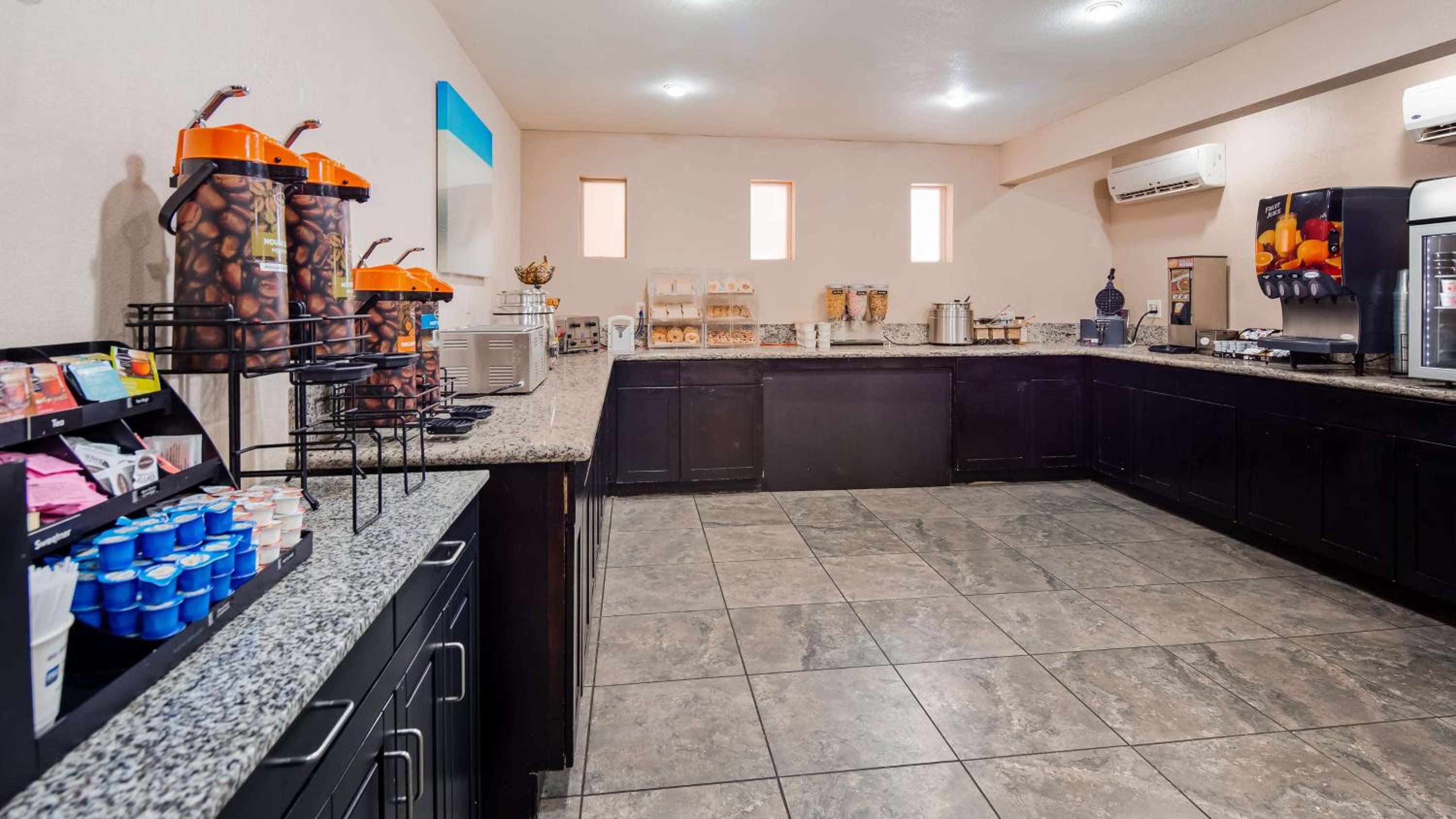 Best Western Desert Oasis - Property Image 11