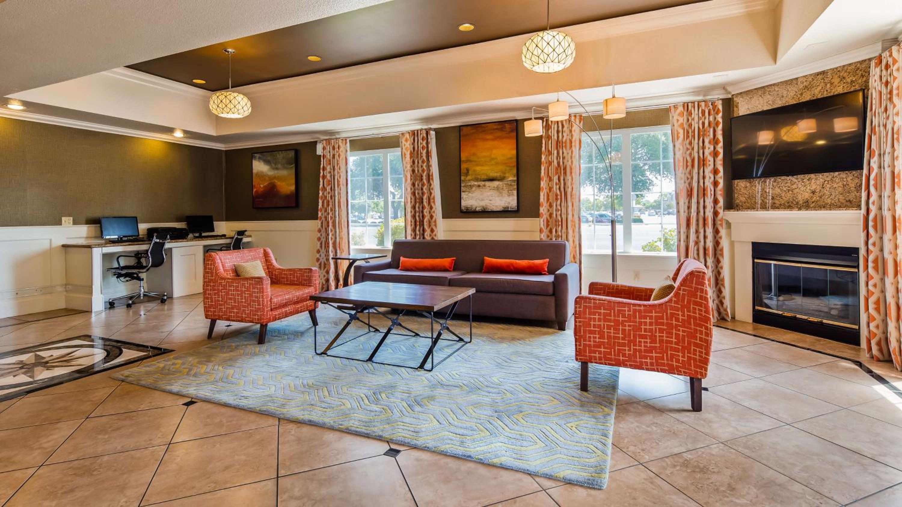 Best Western Plus Rama Inn Suites - Property Image 12