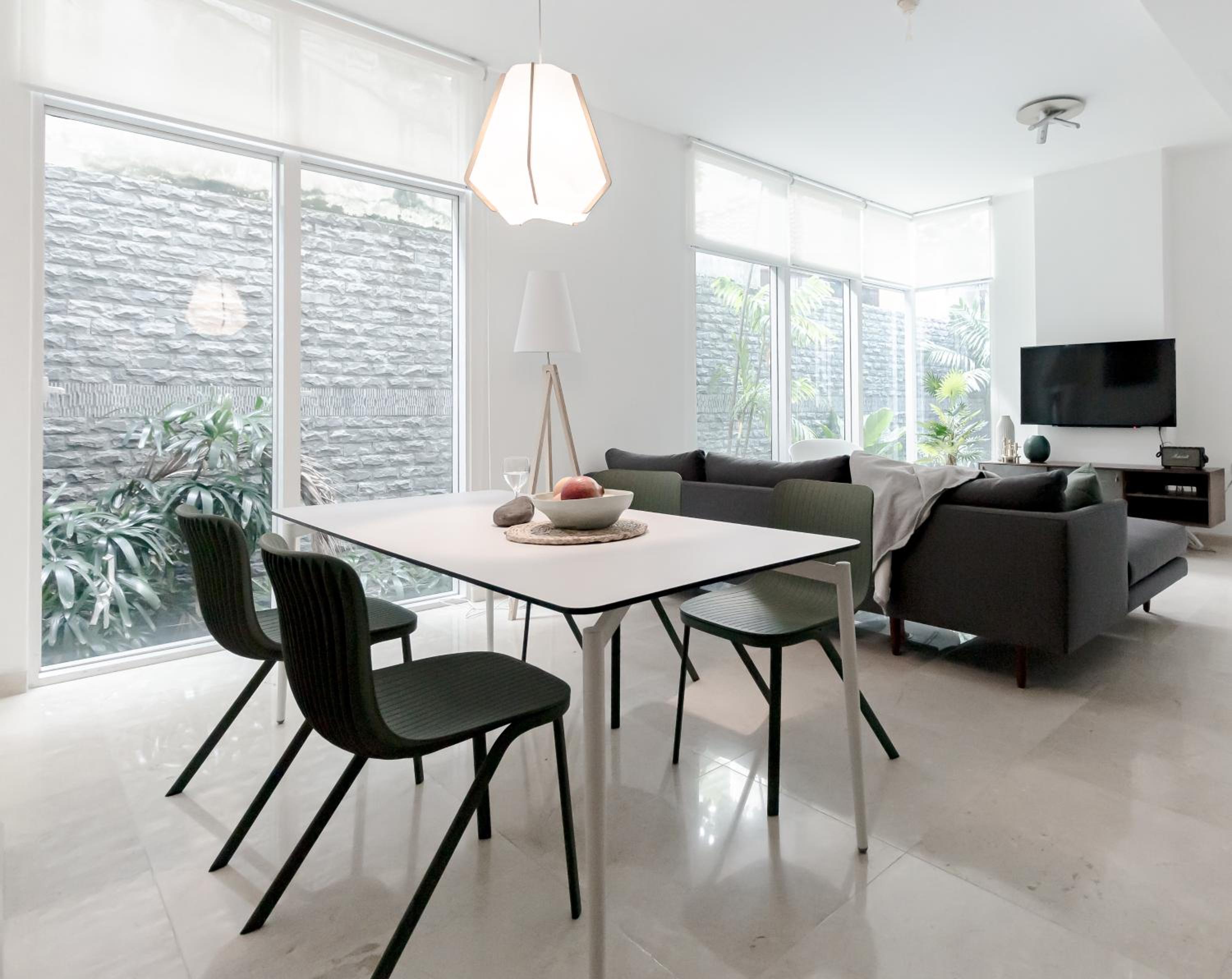 Blue Arch - Luxury Serviced Apartment in Central Saigon