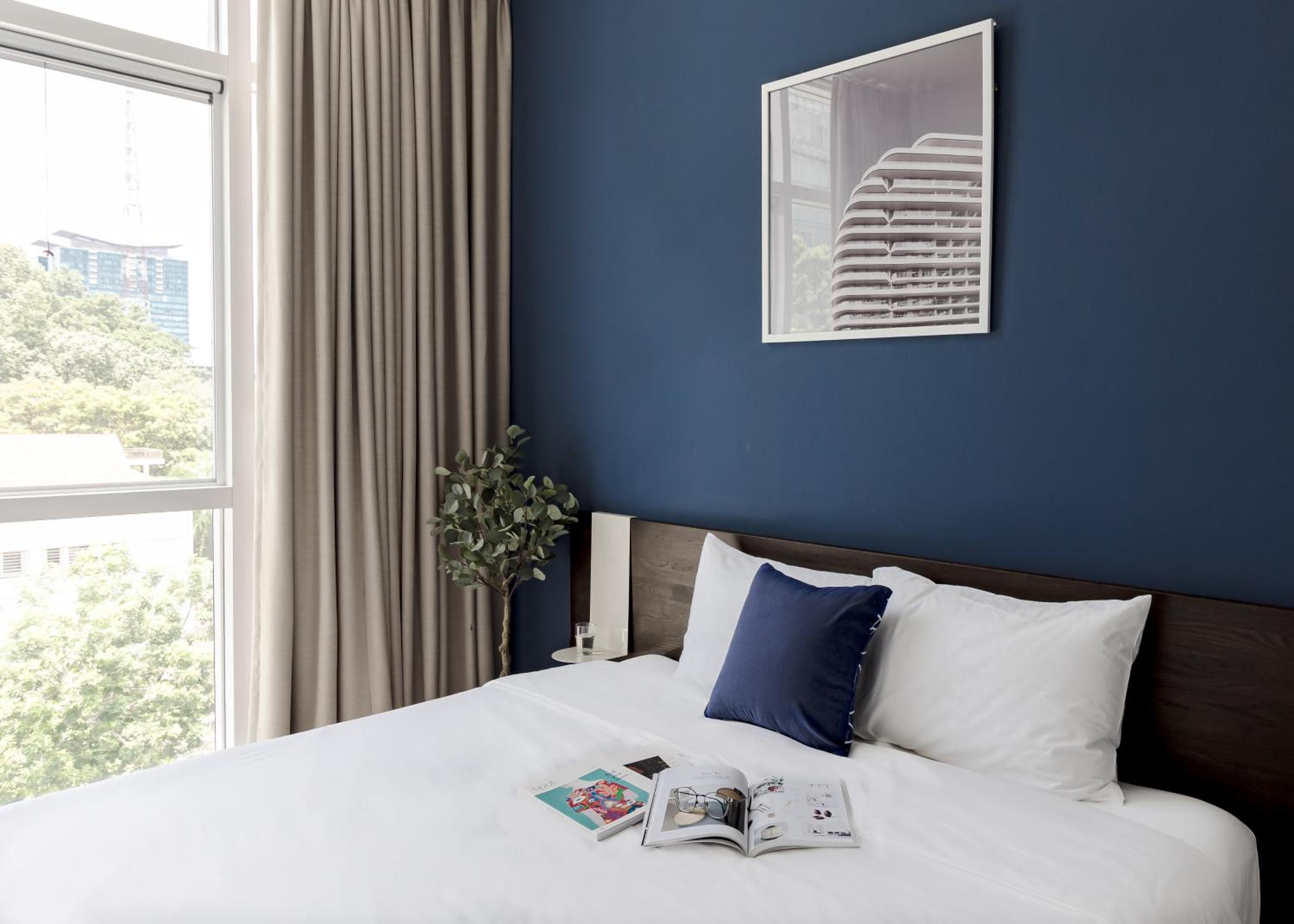 Blue Arch - Luxury Serviced Apartment in Central Saigon