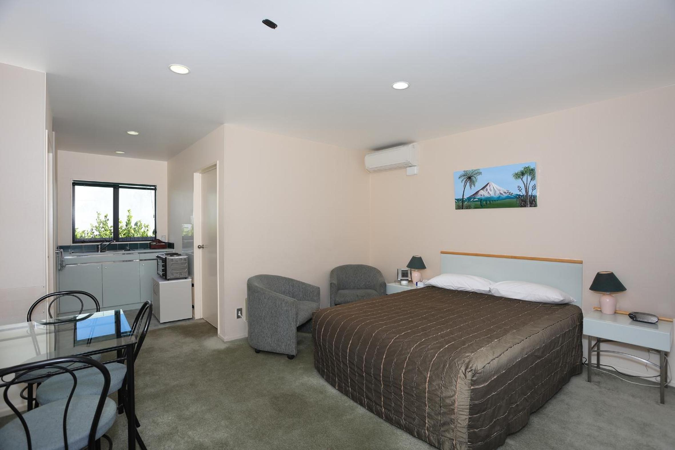 Pavilion Motel & Conference Centre