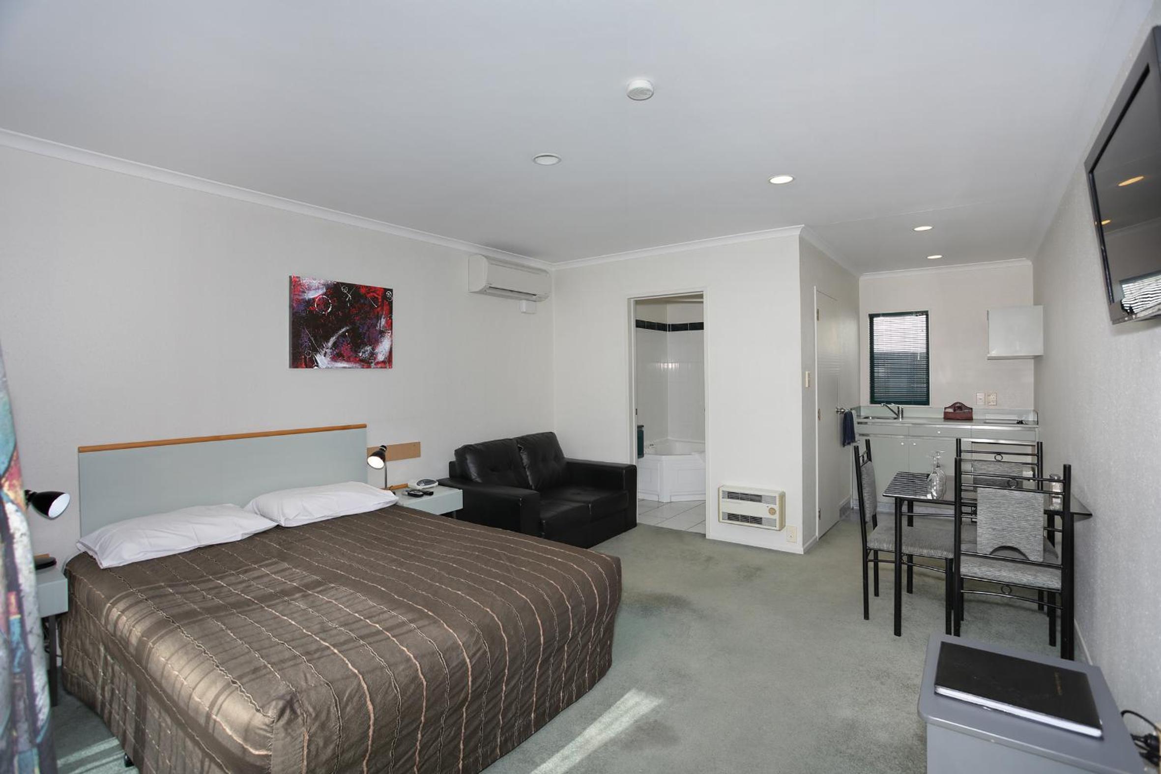 Pavilion Motel & Conference Centre
