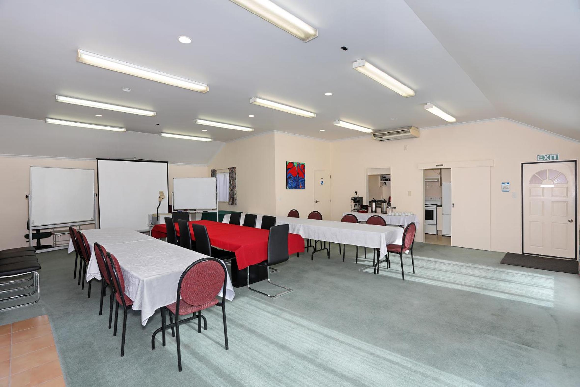 Pavilion Motel & Conference Centre
