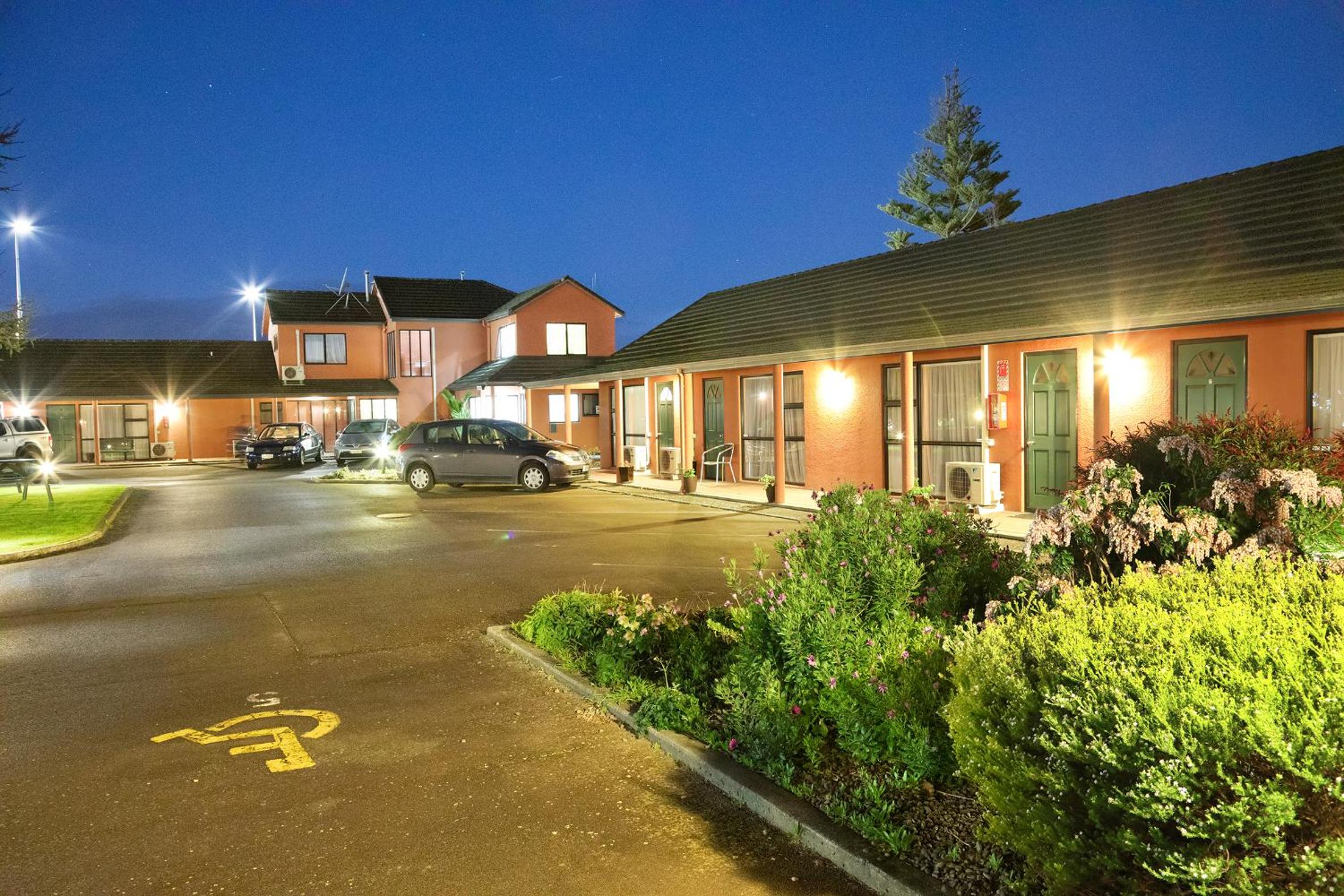 Pavilion Motel & Conference Centre