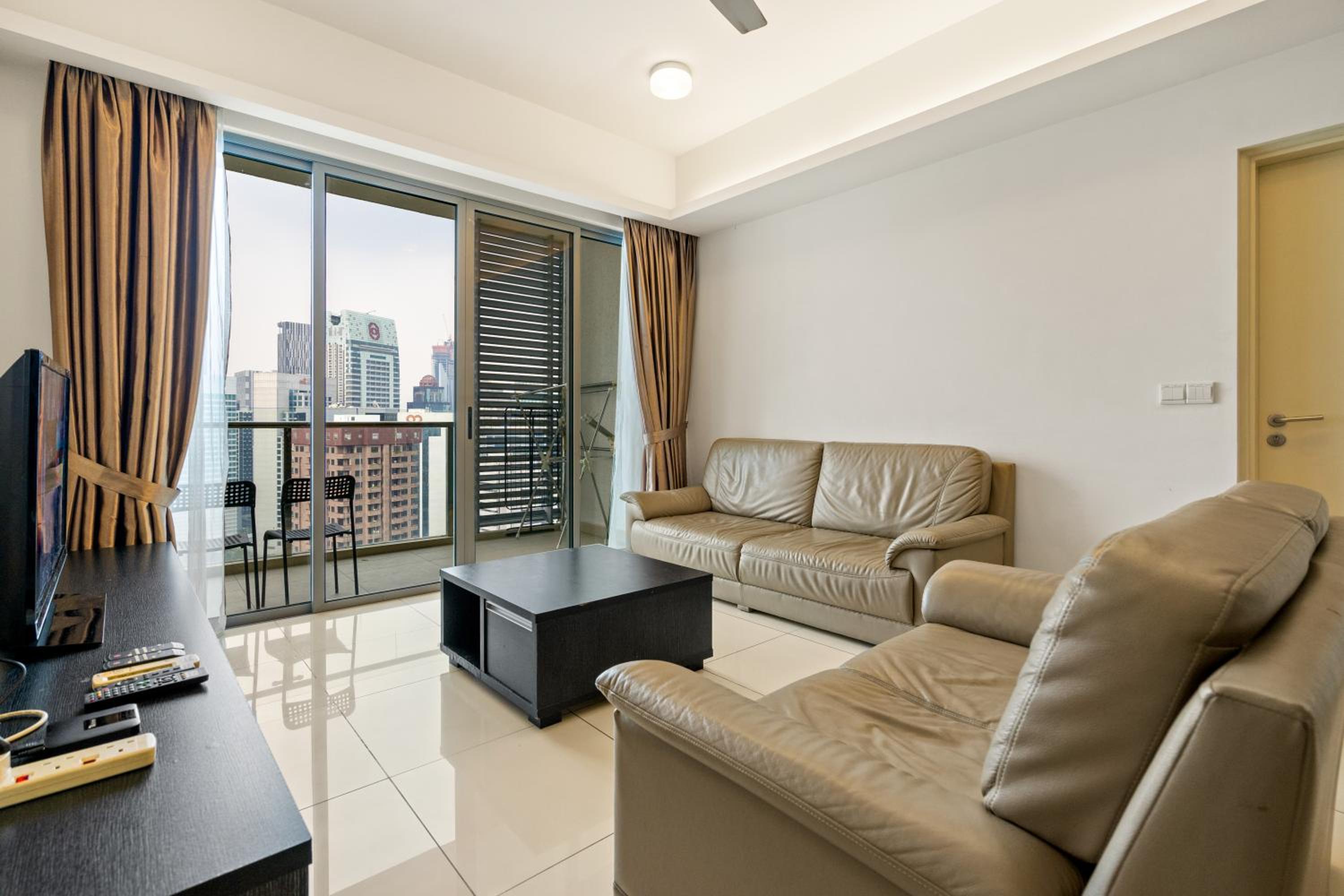 Suasana Bukit Ceylon by Plush