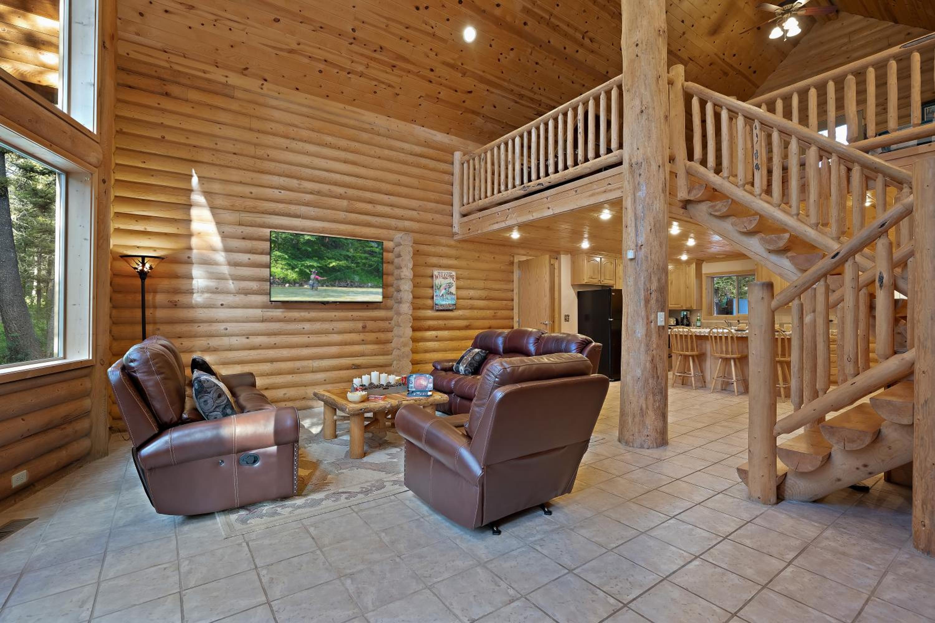 Lodgepole Lookout by KABINO Hot Tub Garage Foosball Fire Pit Theater Room U-Shaped Driveway
