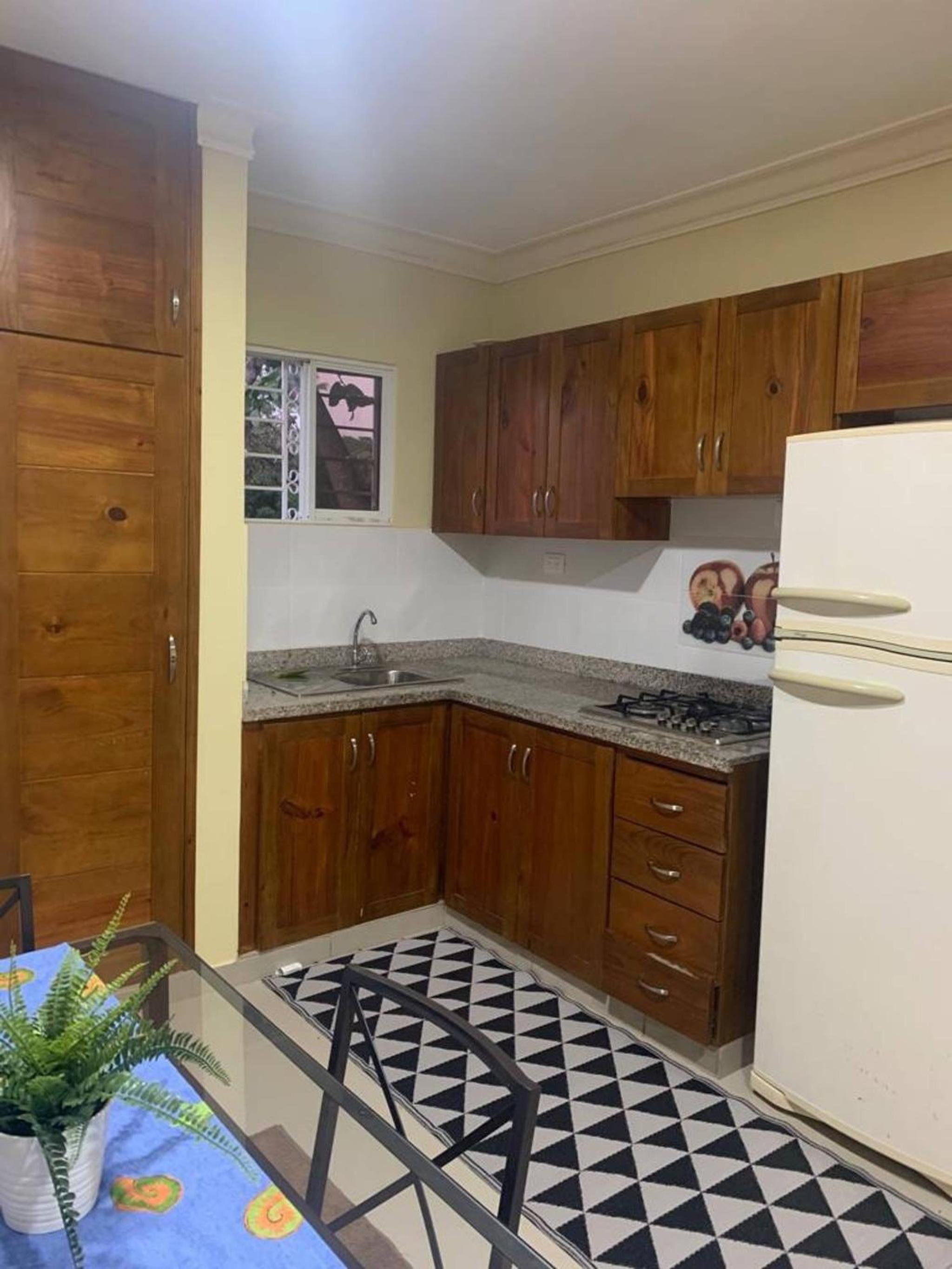 Cozy 2br-2bt Apt Near The Beach And Main Street view 2