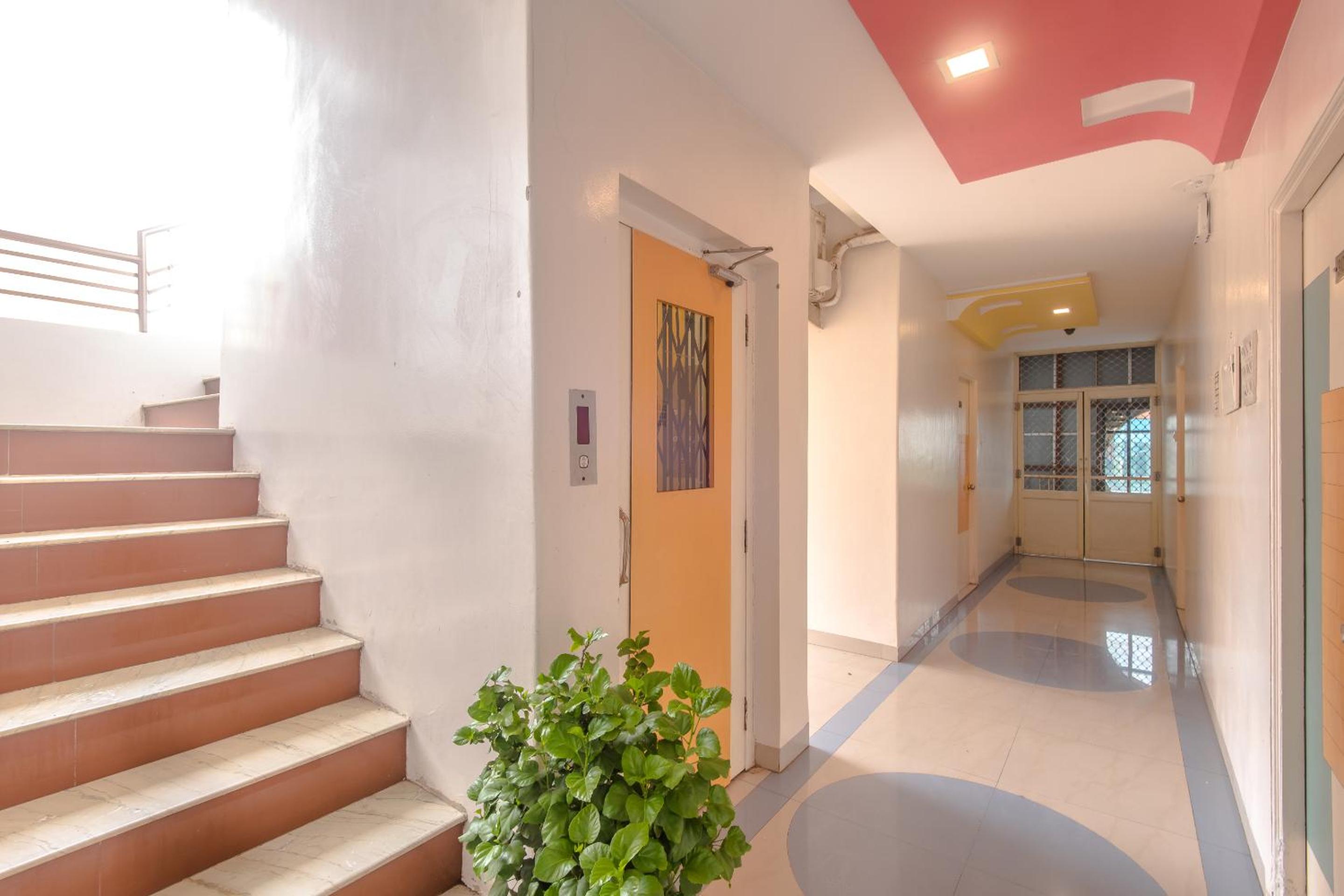 Shirdi Vacations - Hotel Sai Country Inn by Shantikamal - Property Image 4