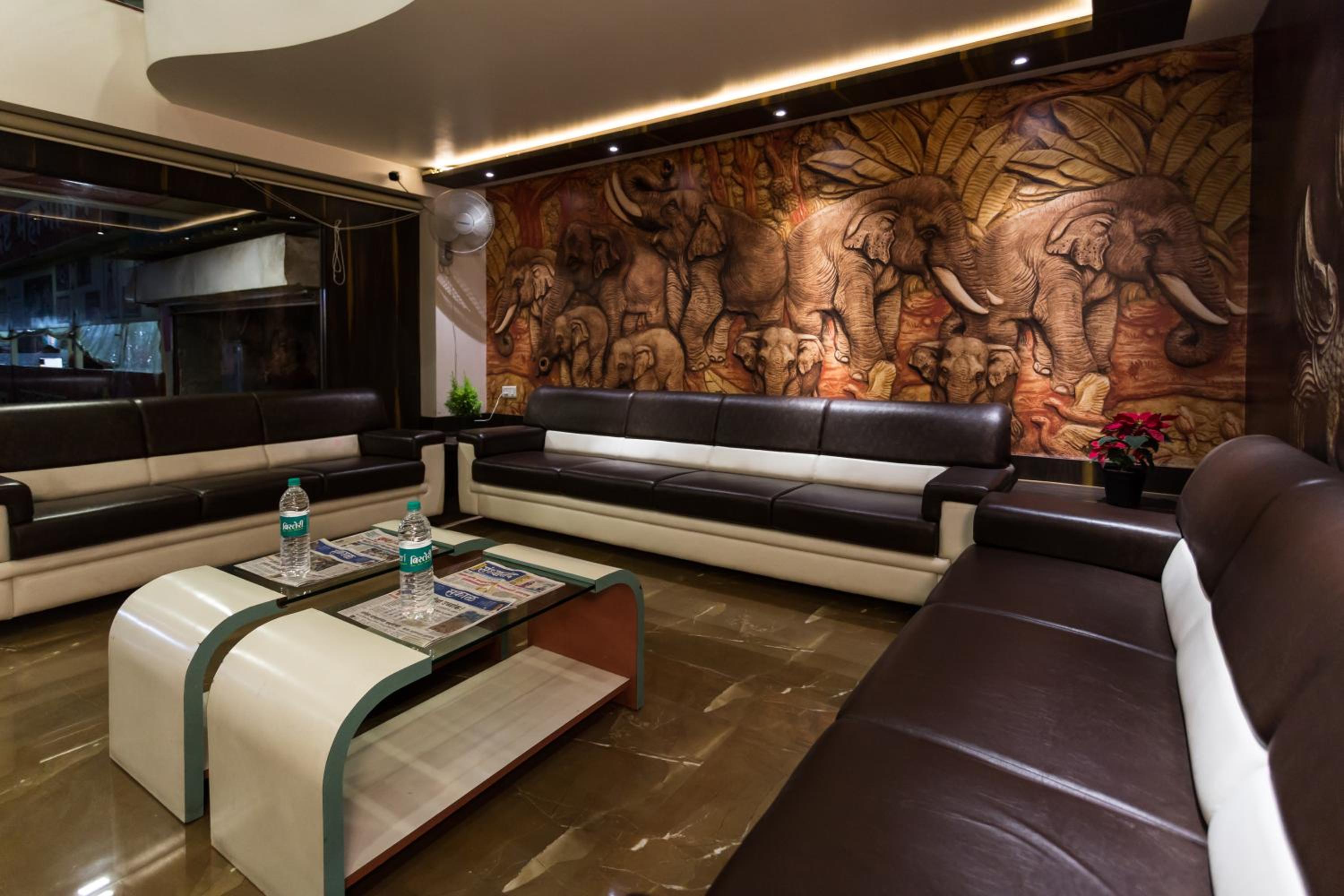 Shirdi Vacations - Hotel Sai Country Inn by Shantikamal - Property Image 11