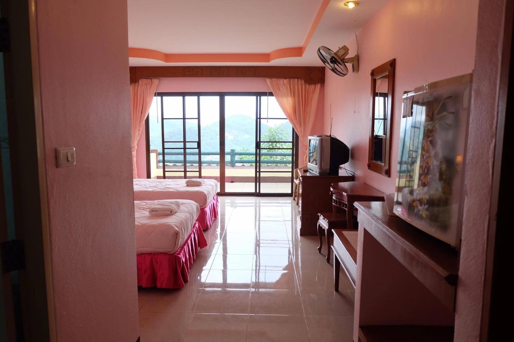 Maesalong Villa