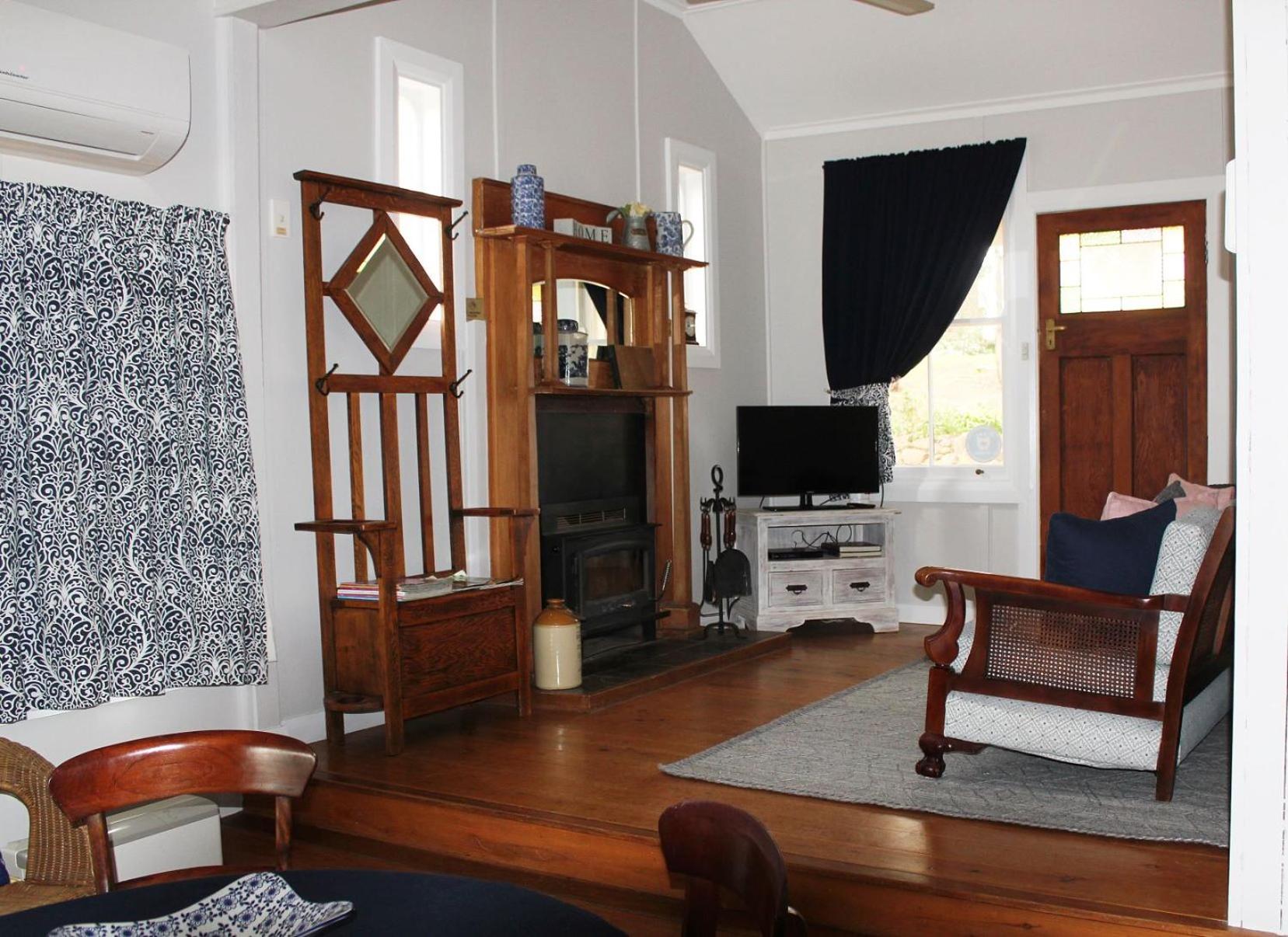 Outback Cellar & Country Cottage