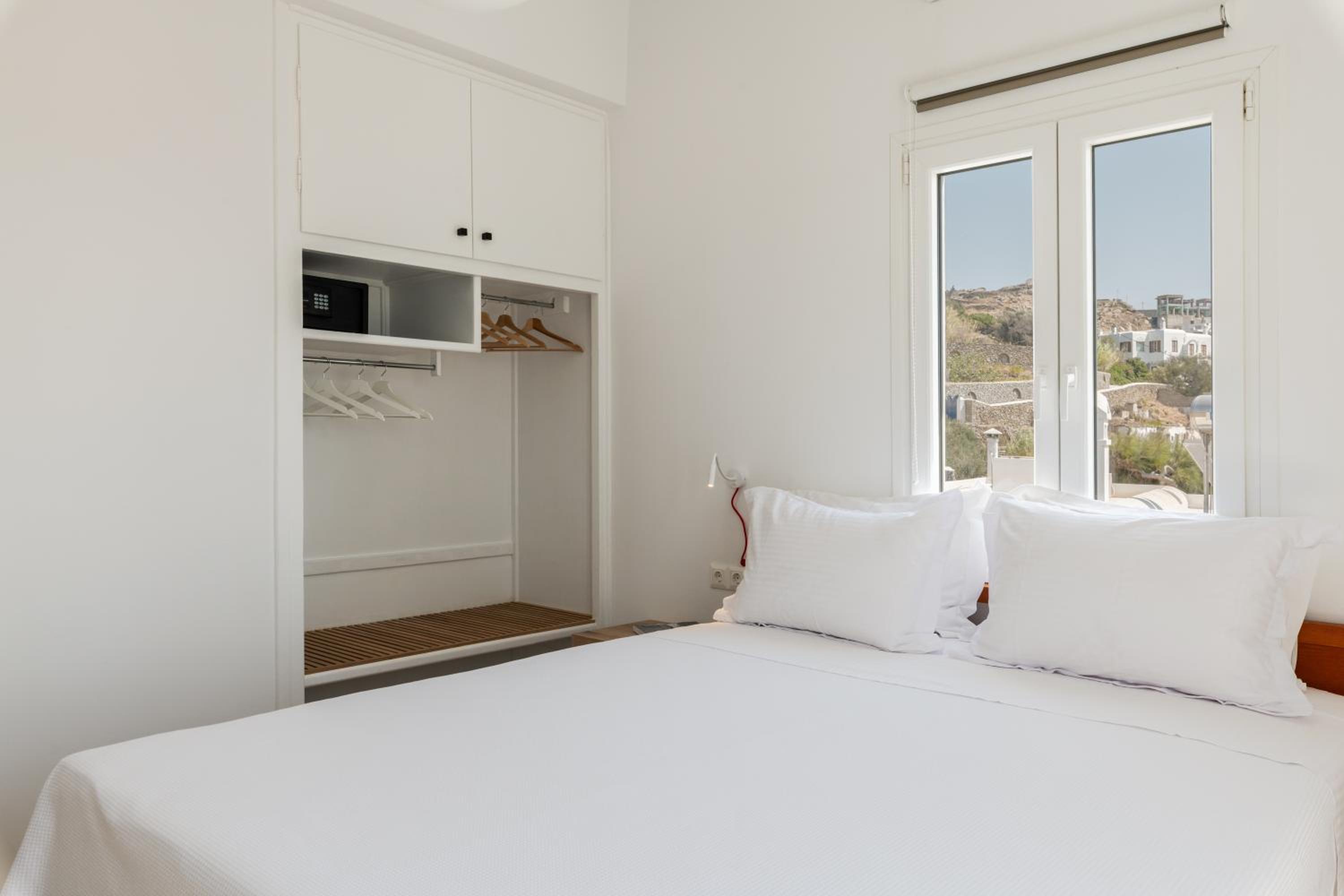 Gazia Sea View House - Mykonos Town view 3