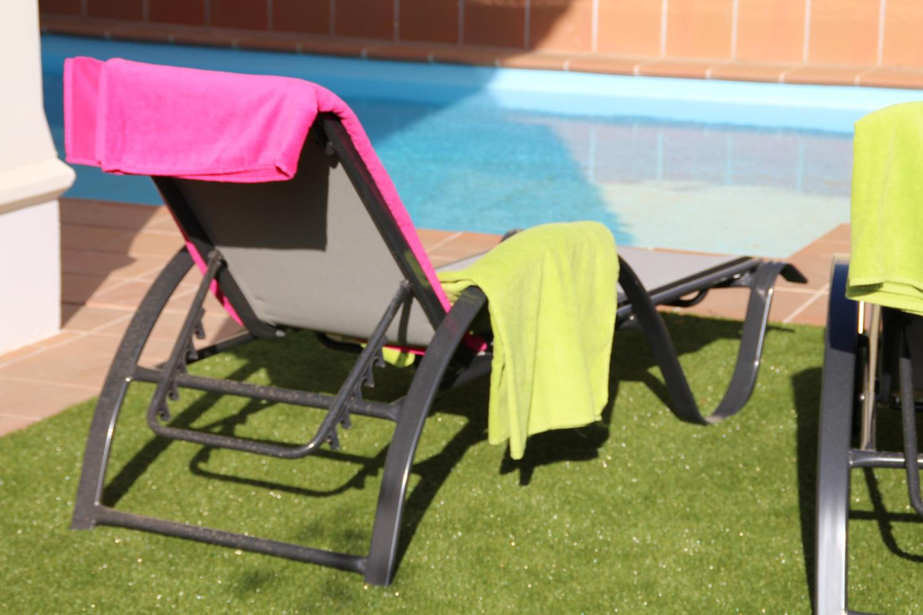Villa Solymar - Private heated pool & Fiber-Optic WiFi