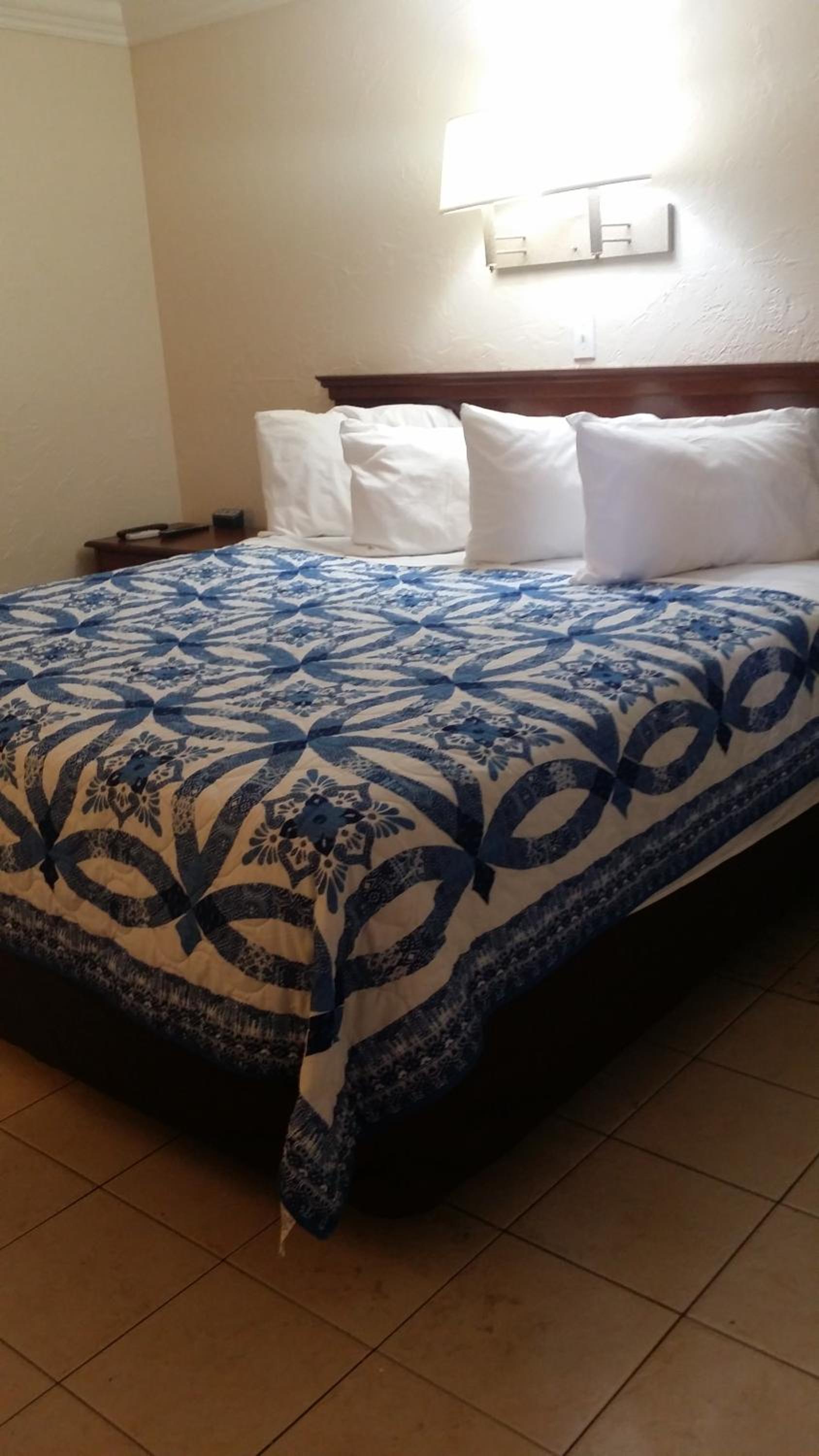 Palm Breeze Hotel