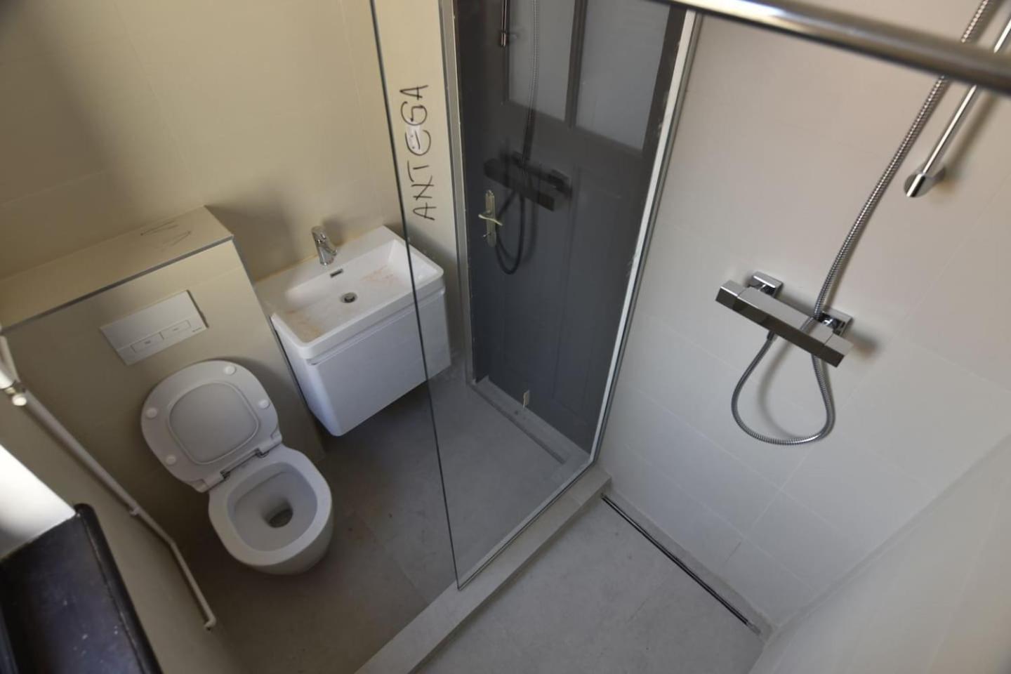 English Apartment