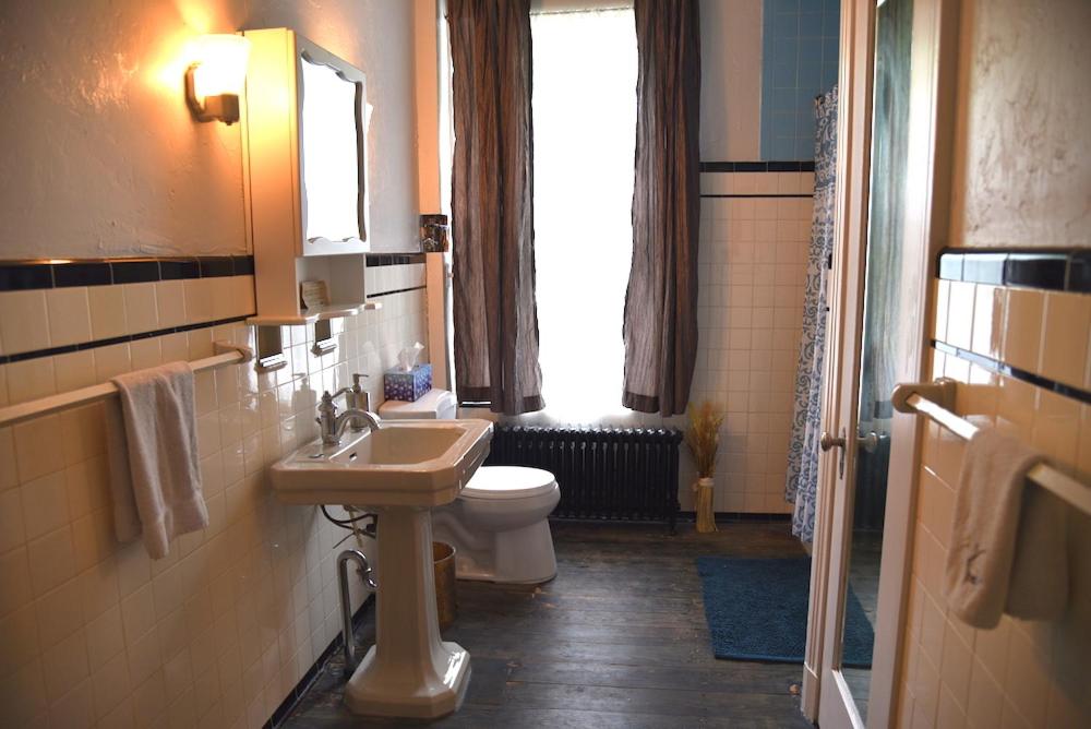 Levis Vacations - Auberge de la Visitation - Property Image 14