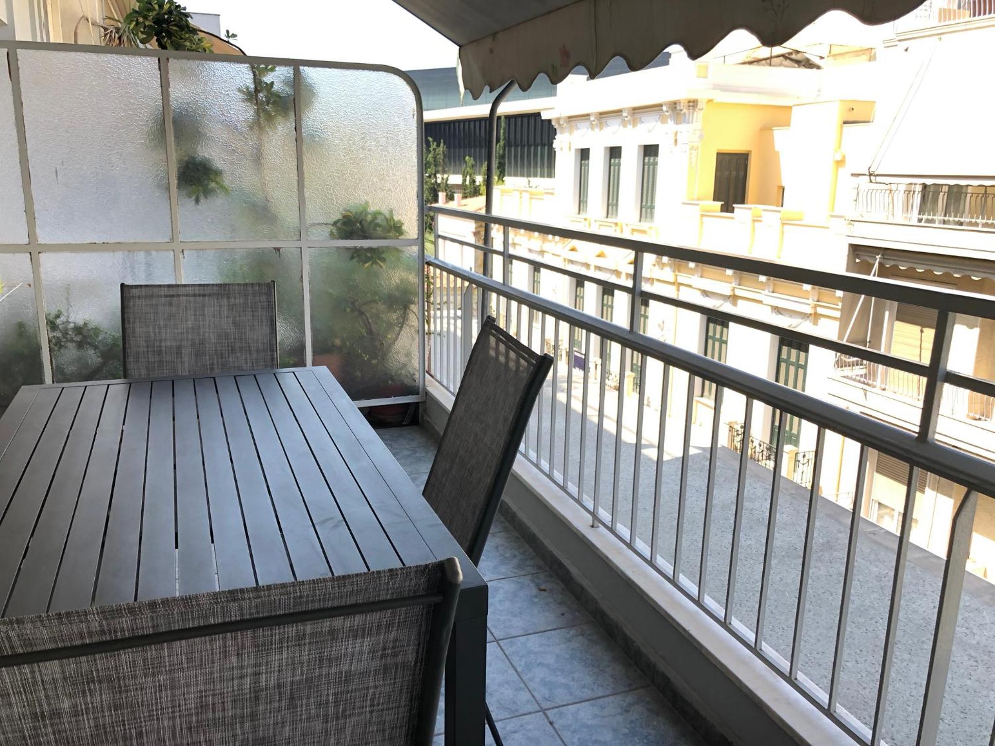 OLIVER SUITES