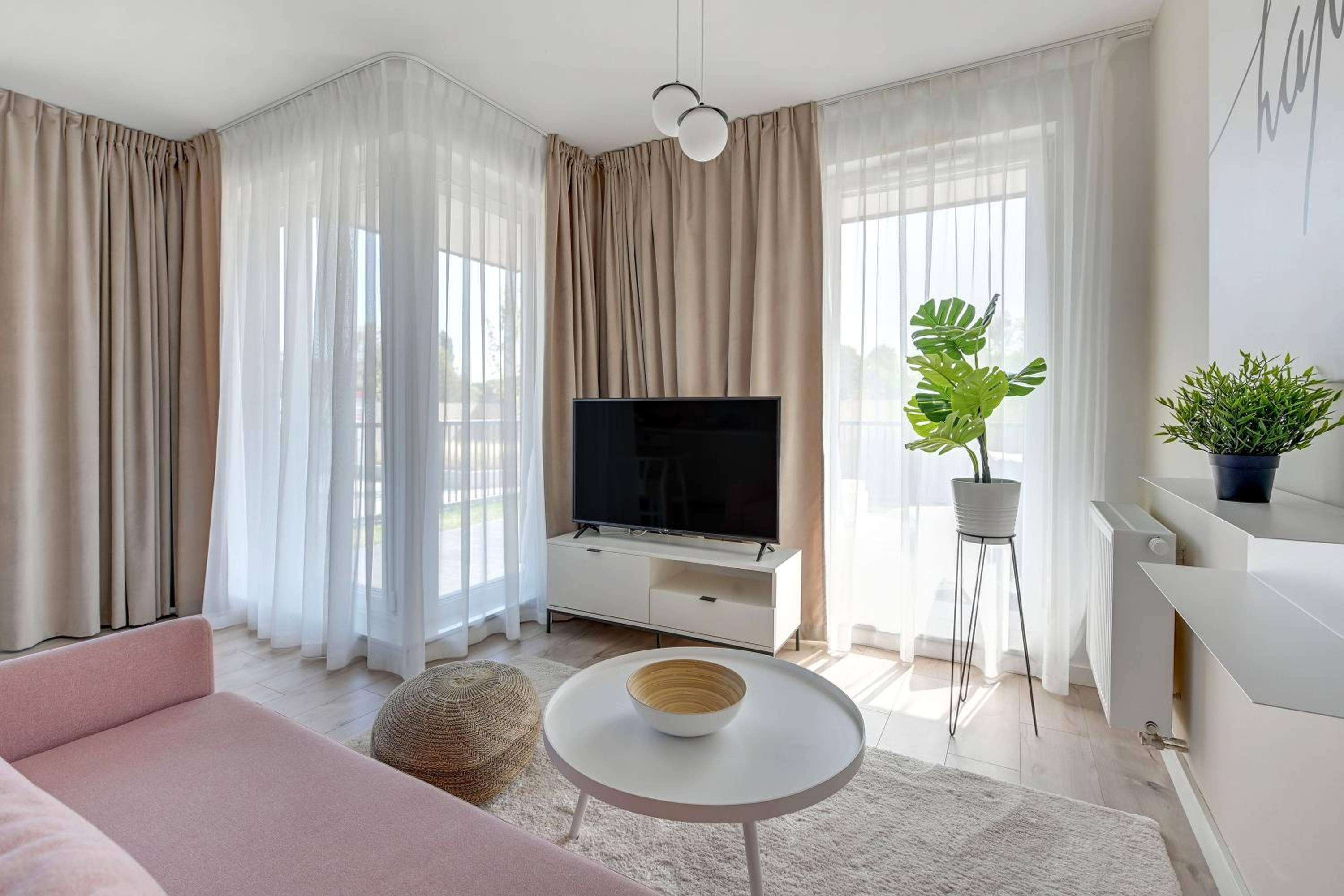Wave Apartments - Olivia Park view 3