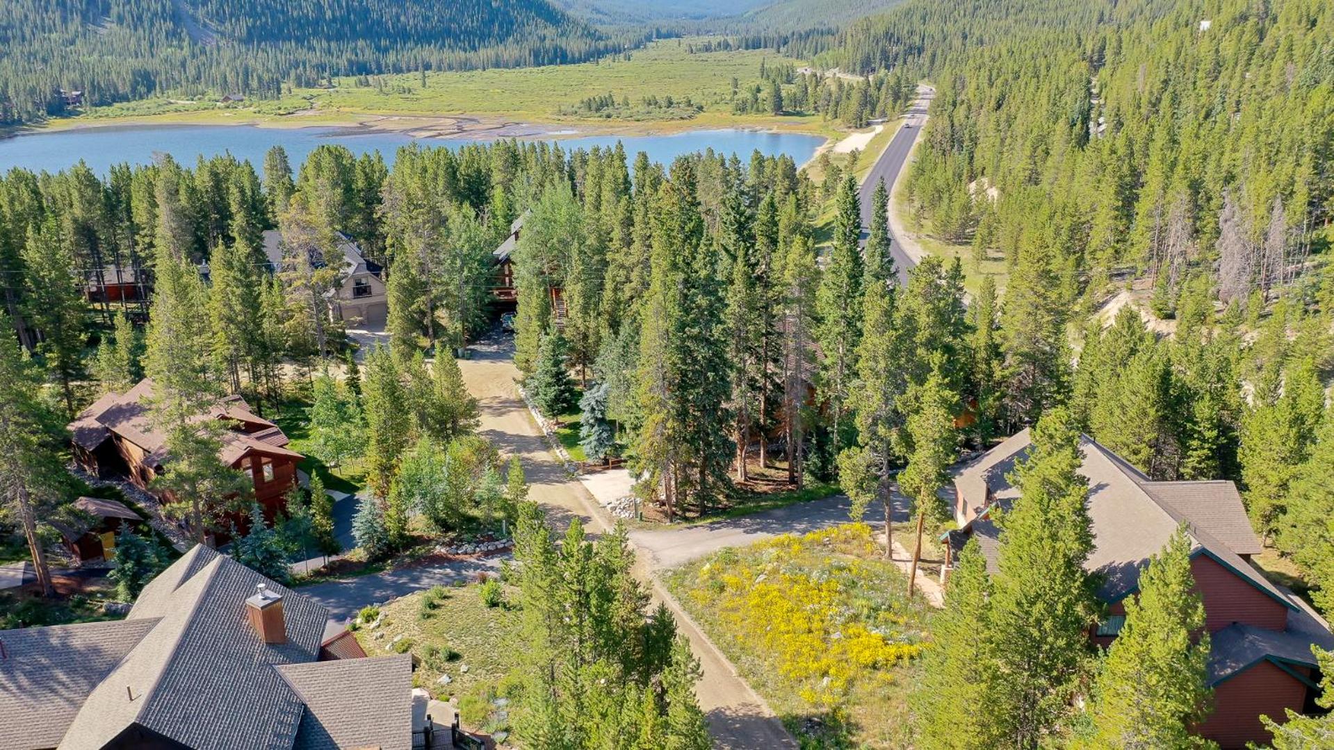 Tranquility House: Spacious Home w/ Hot Tub view 2