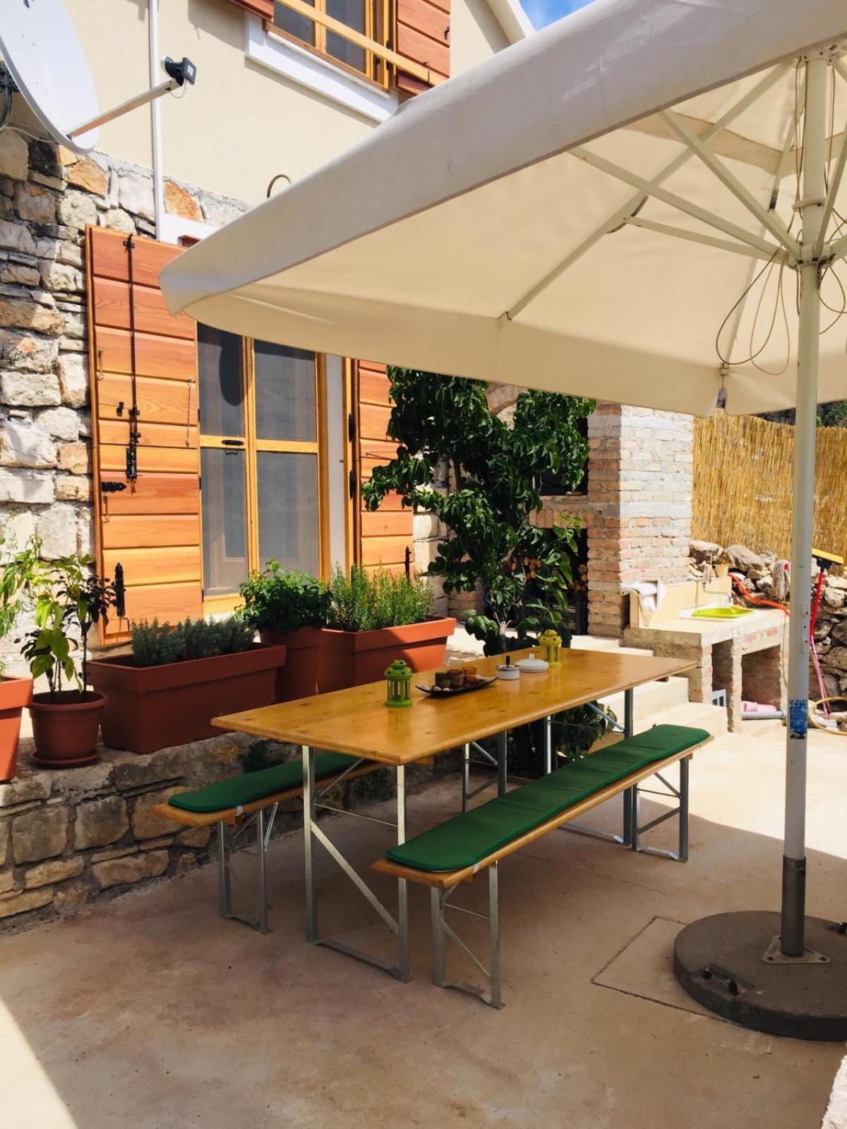 Villa Duboka, Otok Vis view 3