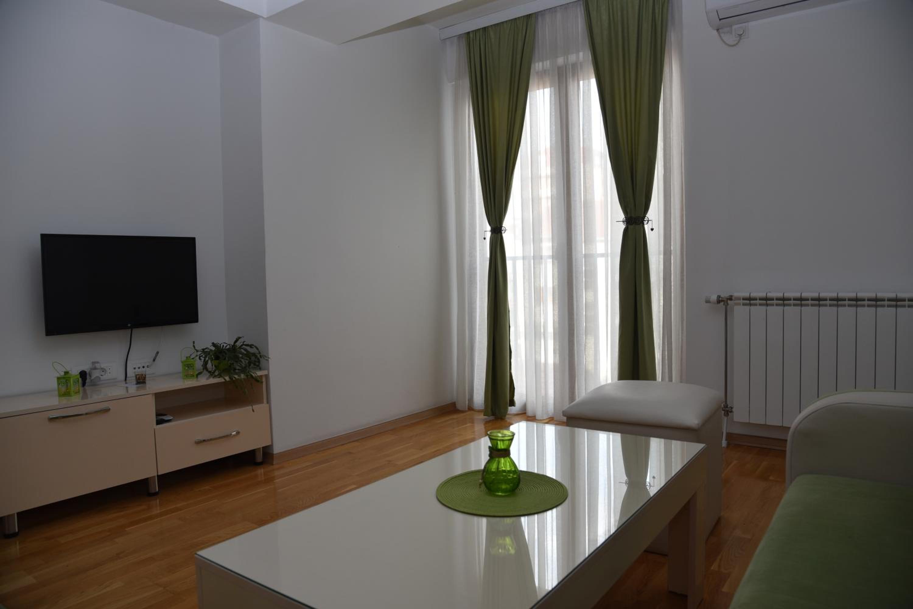 Boda Apartments