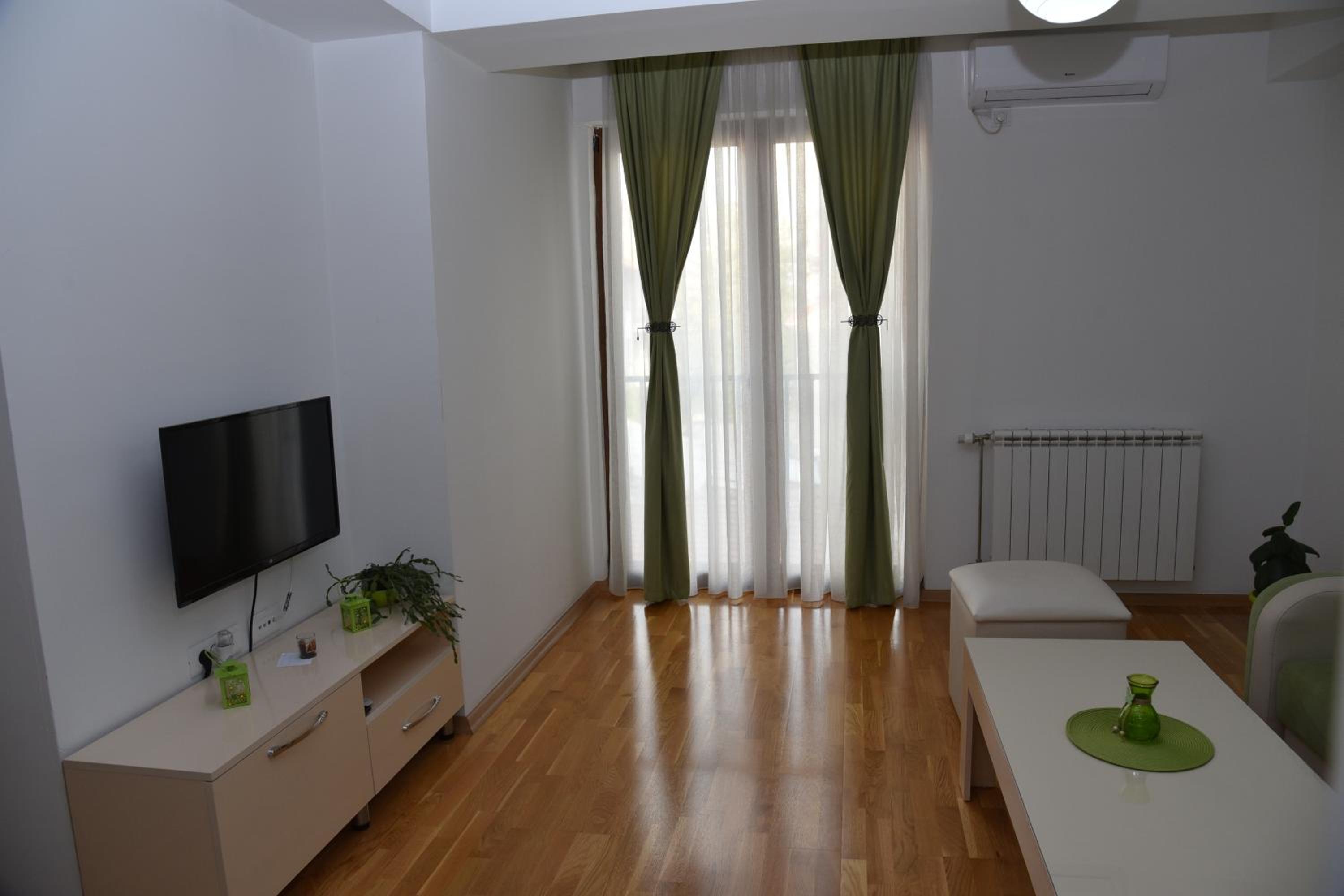 Boda Apartments