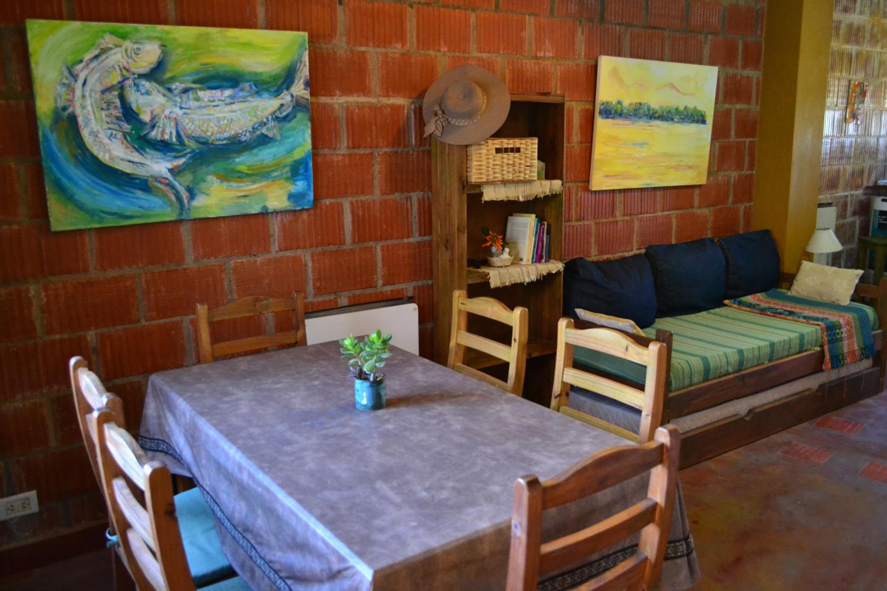 Yataí Casas