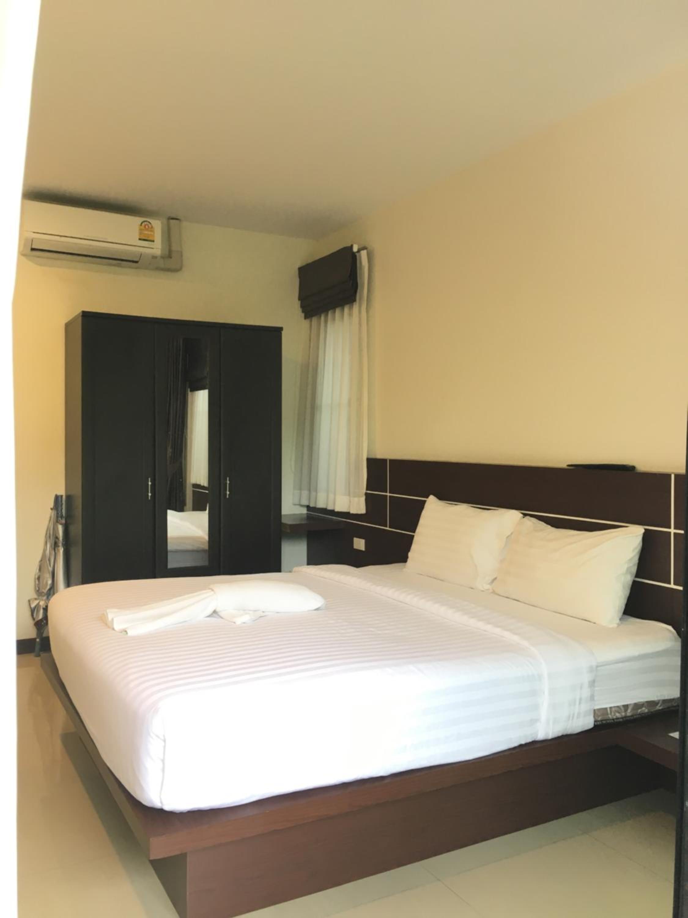 Aonang Oscar Pool Villas - Free Shuttle to Aonang Beach -shared pool - private pool