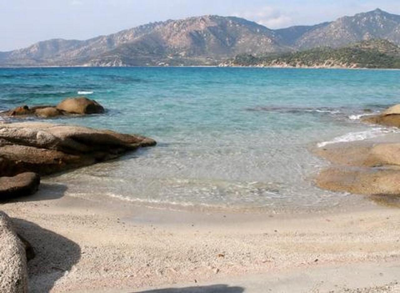 SUL MARE SARDEGNA VILLA MERCEDES view 2