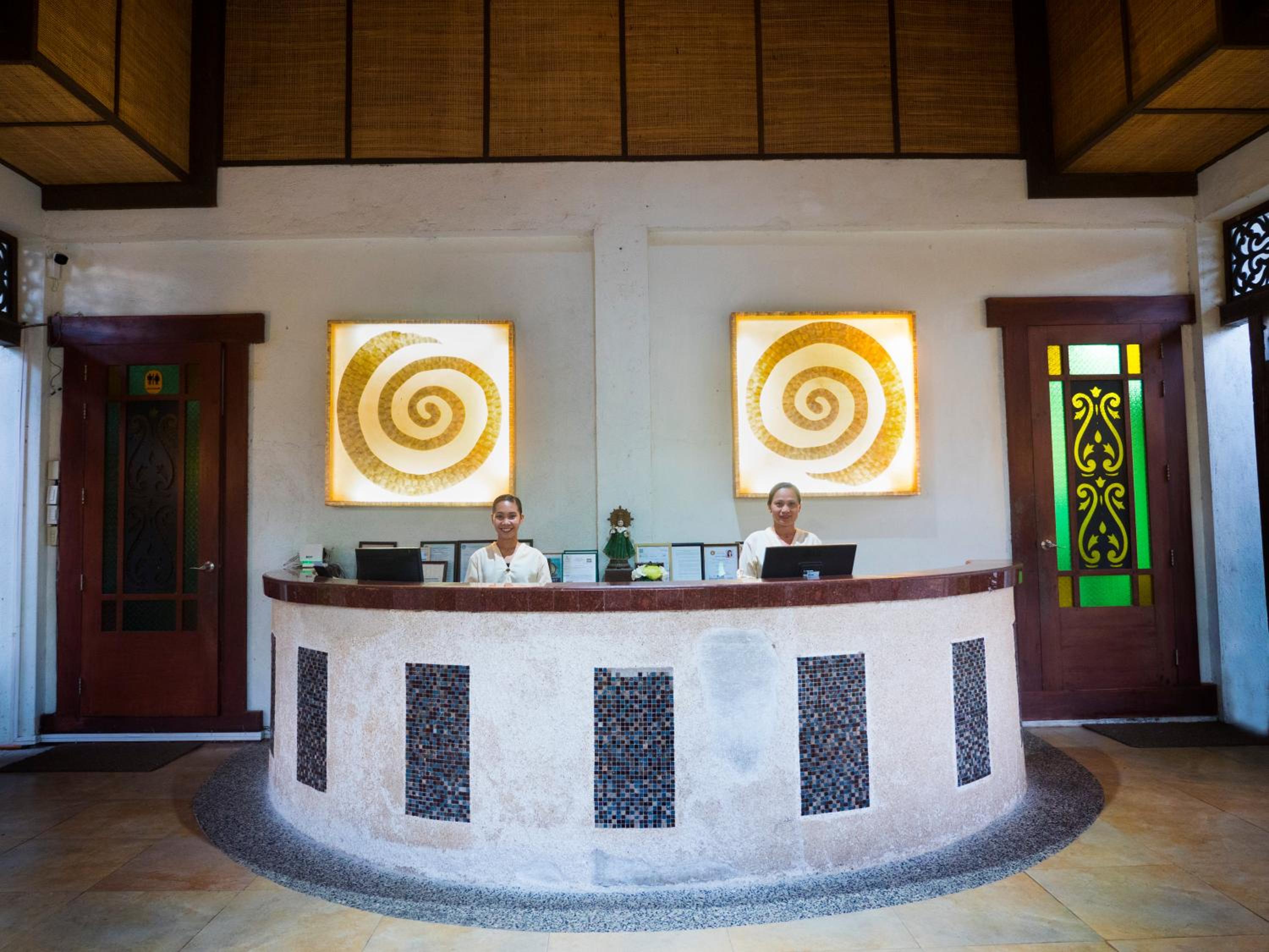 Playa Tropical Resort Hotel
