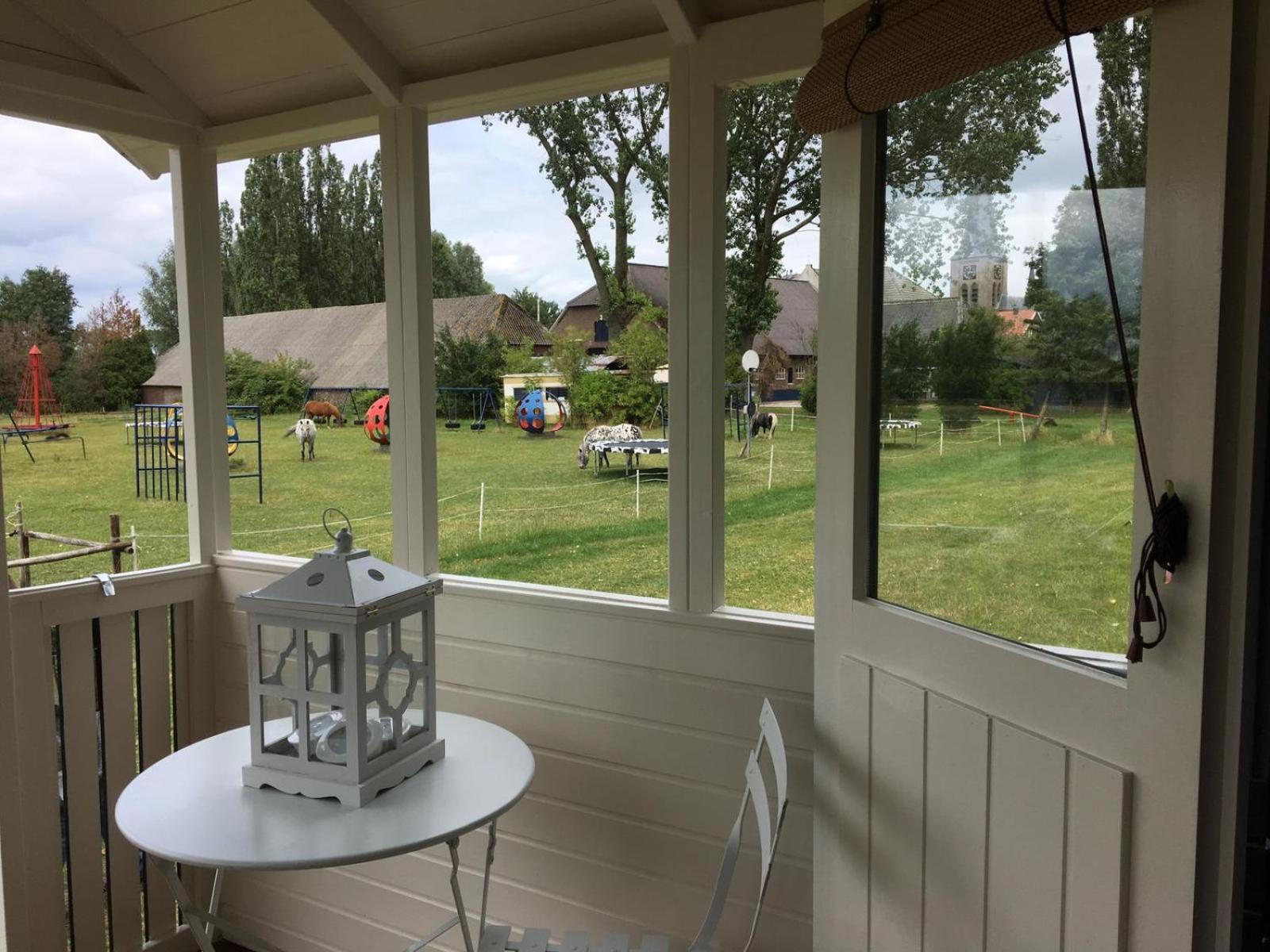 Pipowagen Jasmijn bij Pipowagen en kampeerhoeve s Gravenhof - Property Image 15