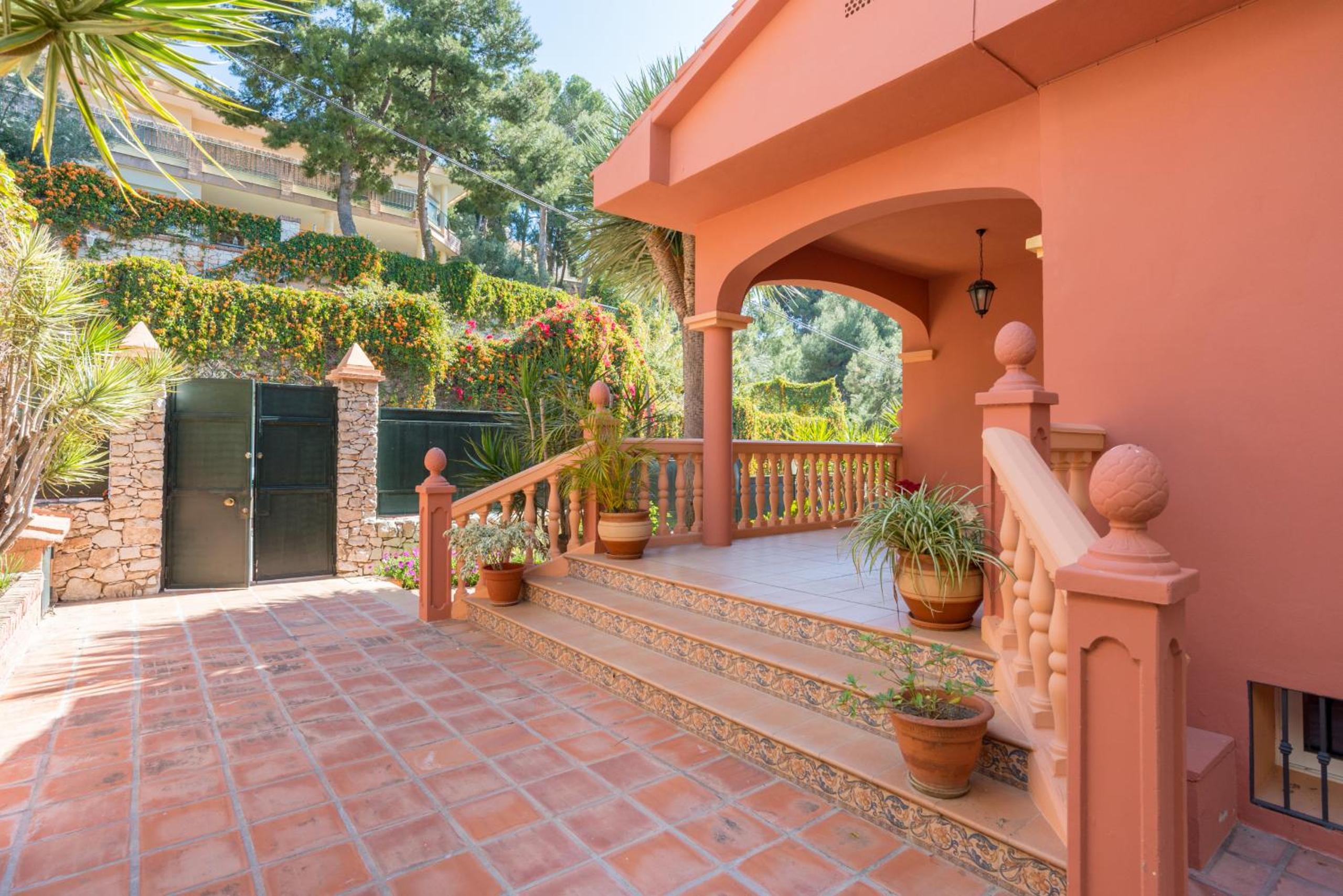 LU&CIA VILLA CANDADO
