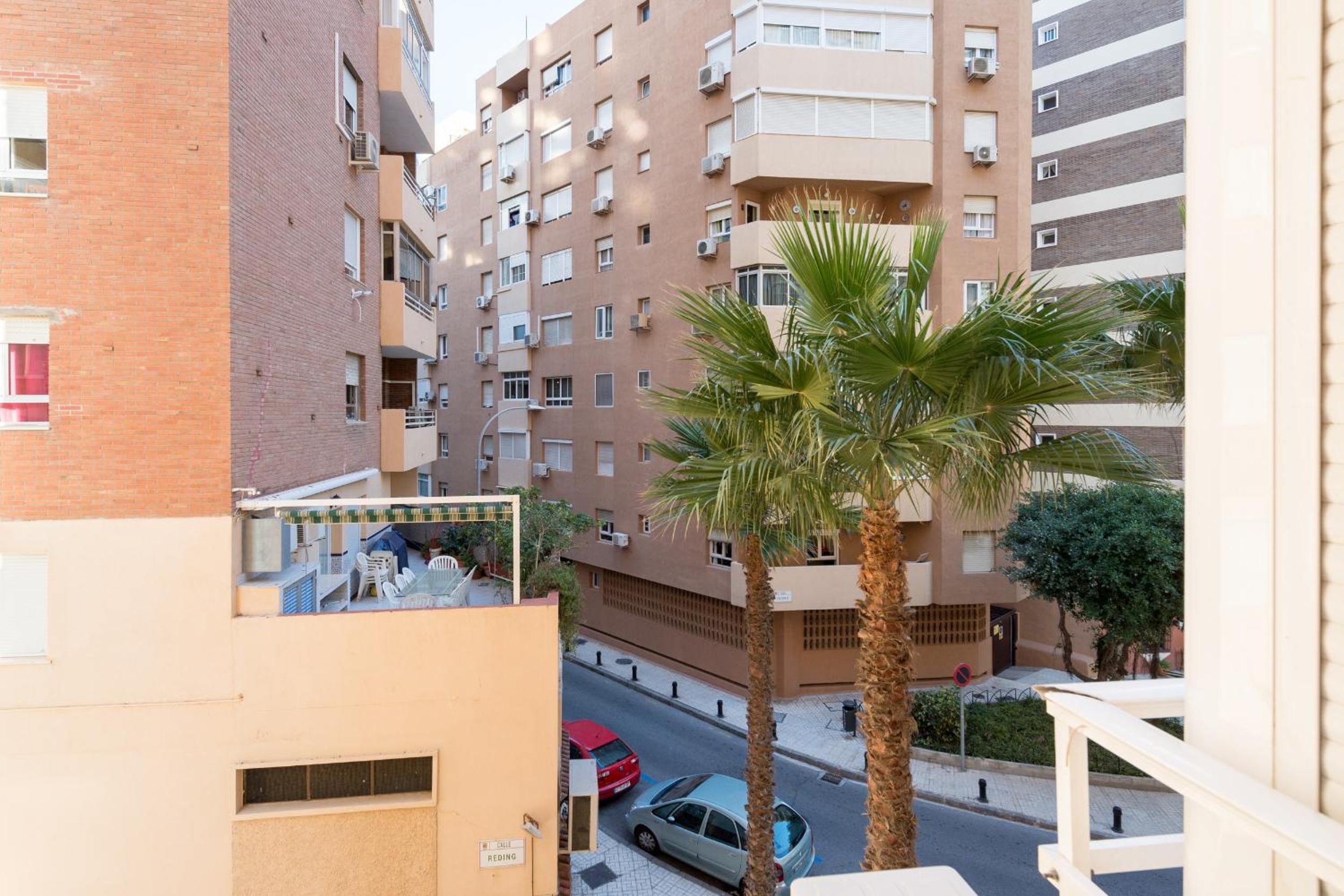 LU&CIA City Beach Malagueta 2