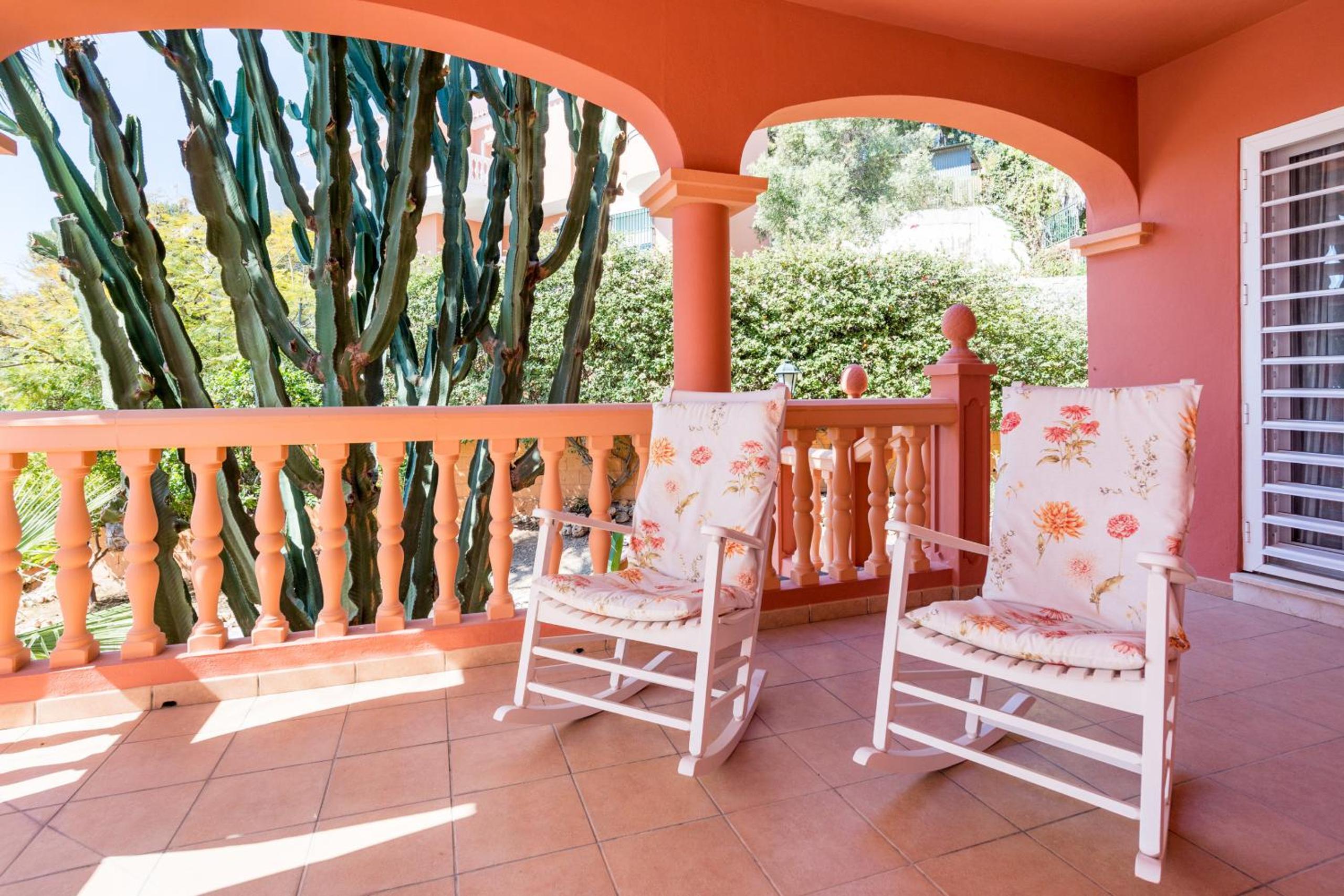 LU&CIA VILLA CANDADO