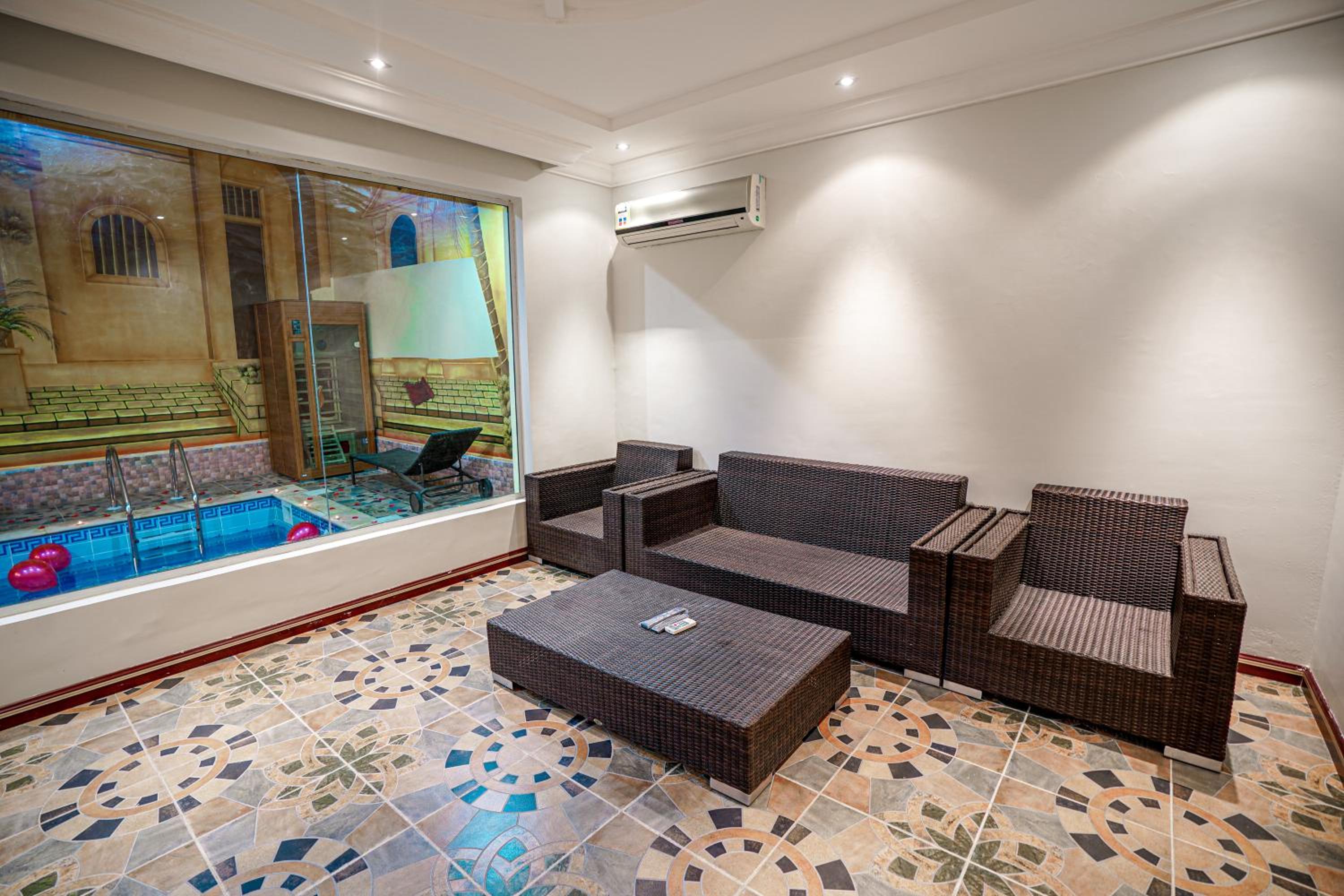 Meral Oasis Hotel Villas