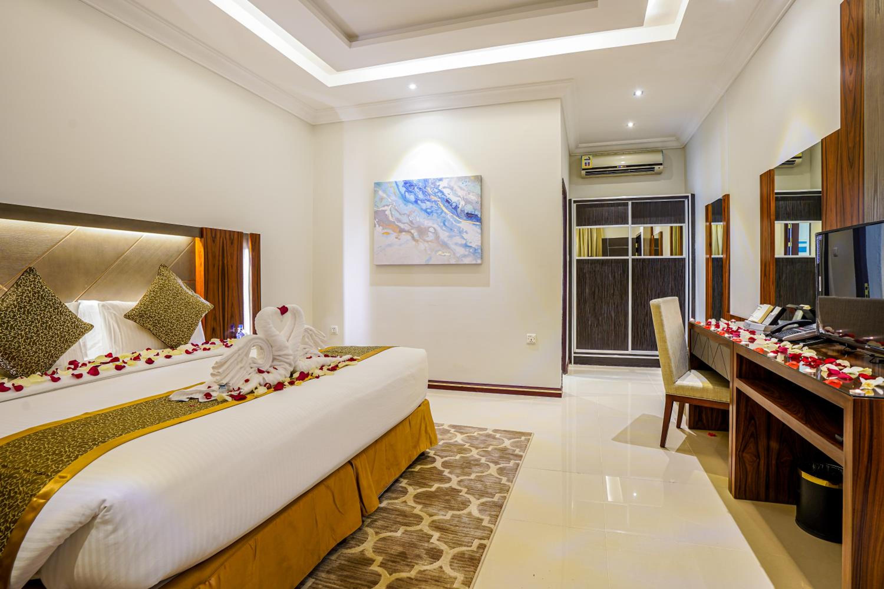 Meral Oasis Hotel Villas