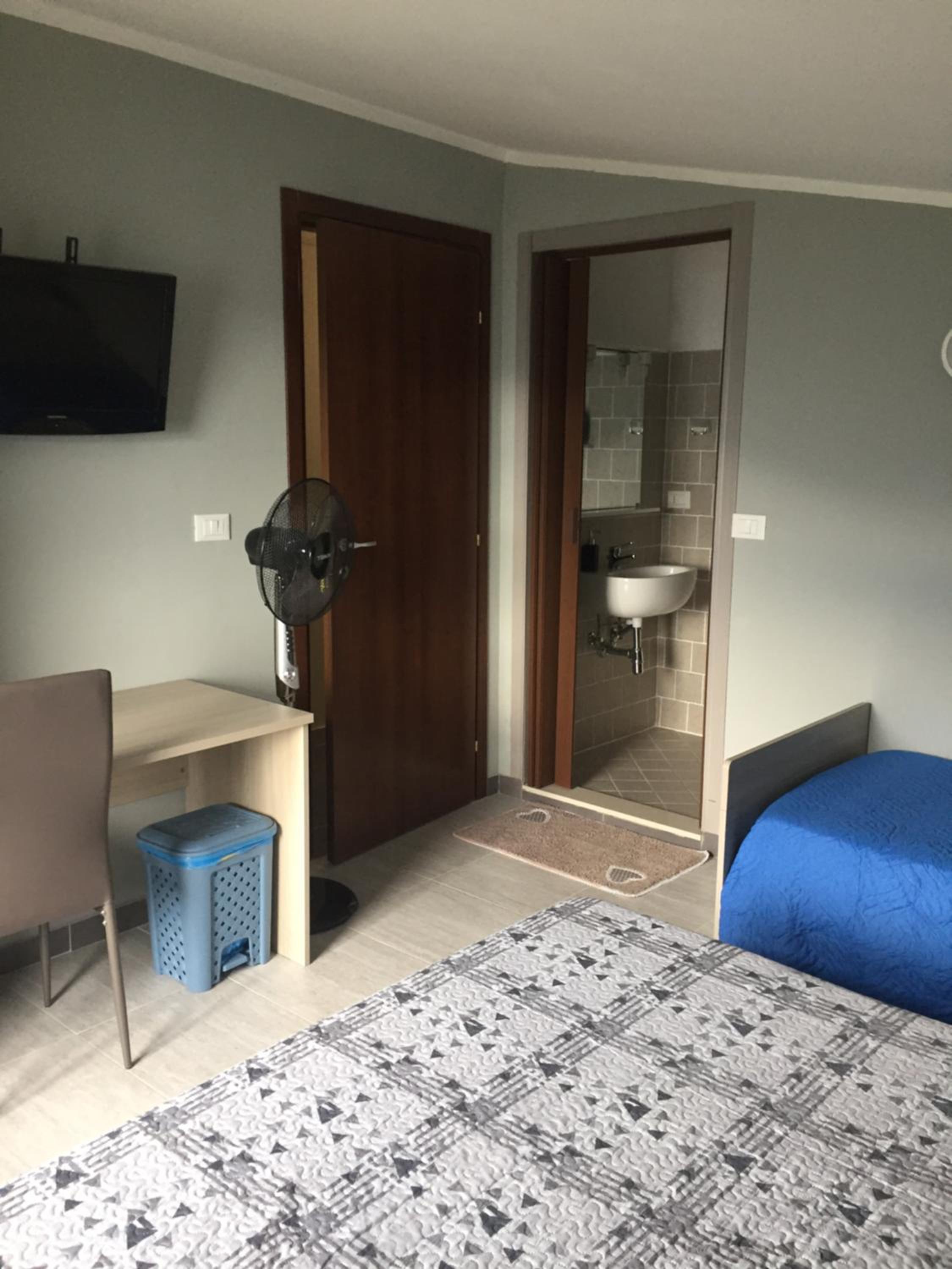 Photo 19