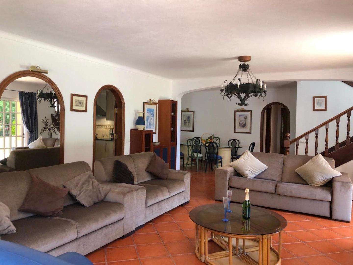 5 Bedroom Private Villa Tenazinha III, pool, garden, BBQ photo 2