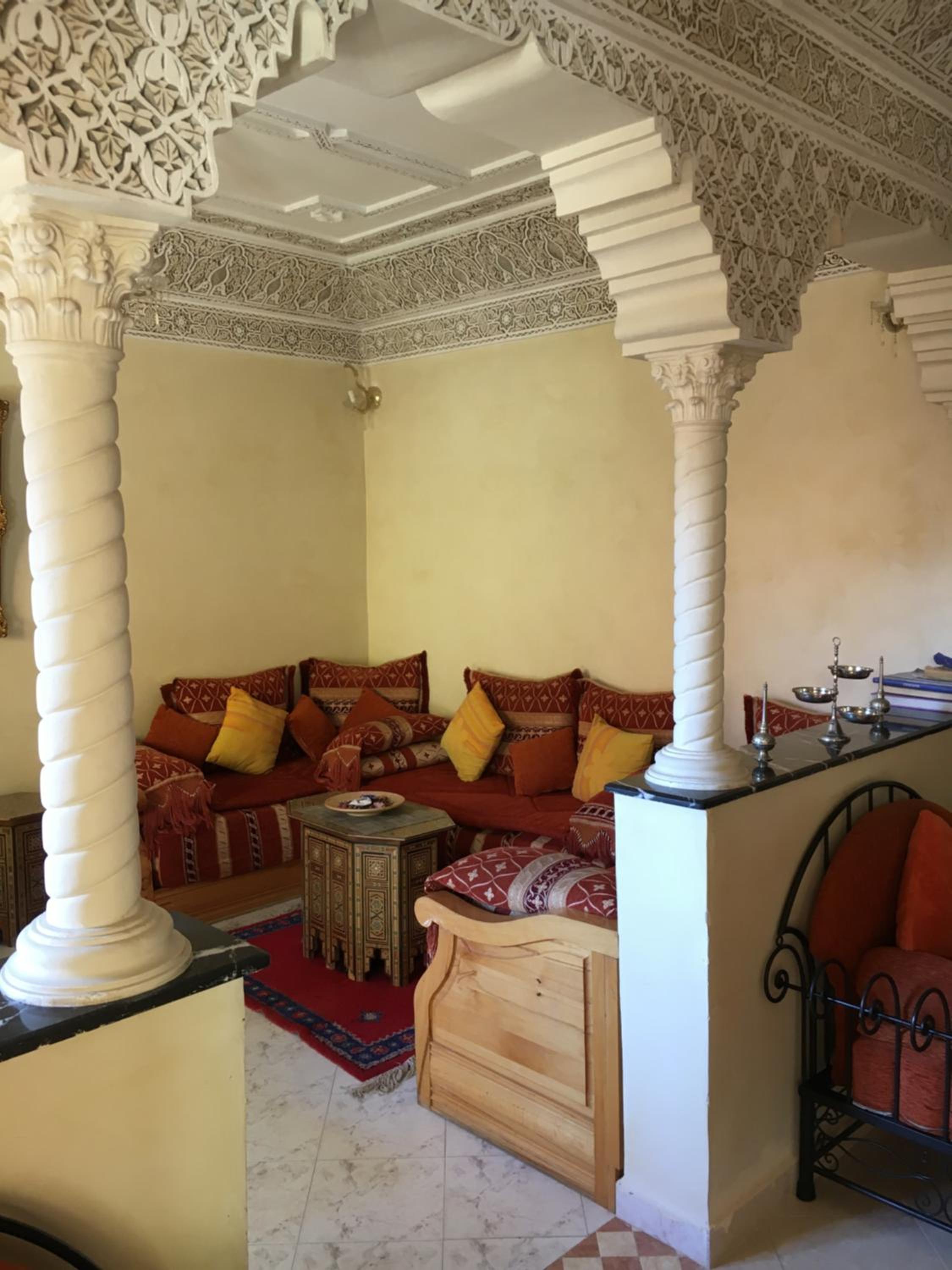 lounge