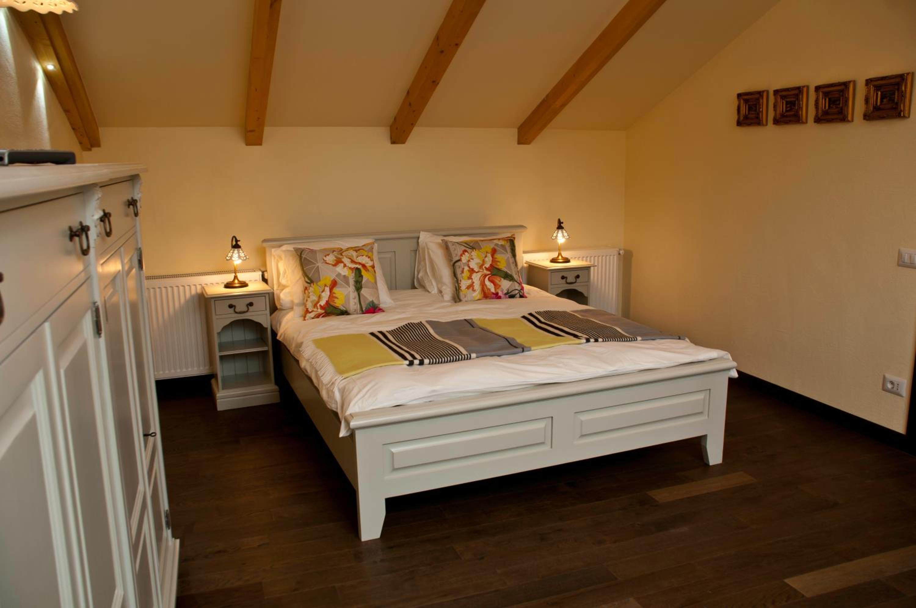 Arina Apartments