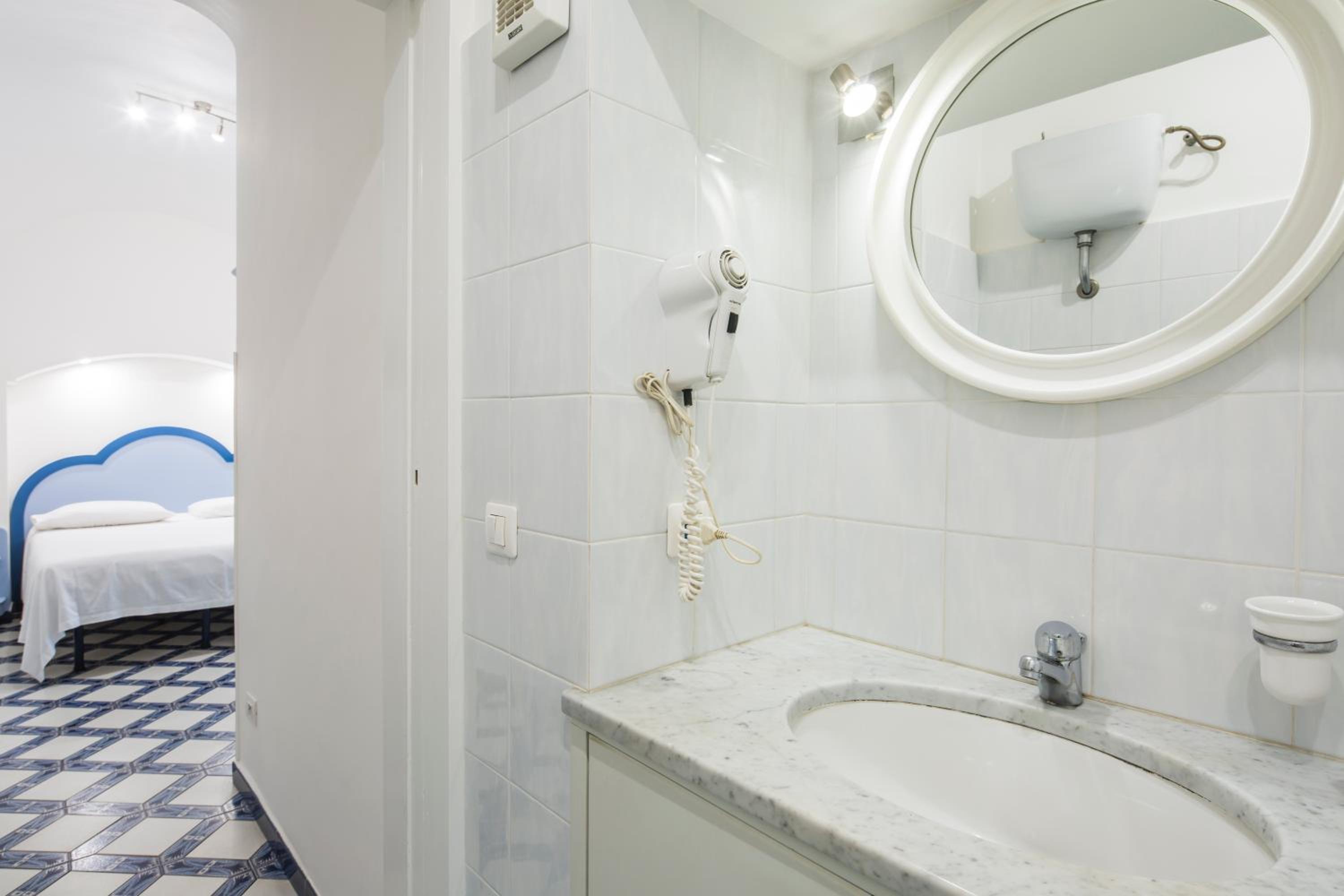 Villa Elisa Holiday Home photo 5
