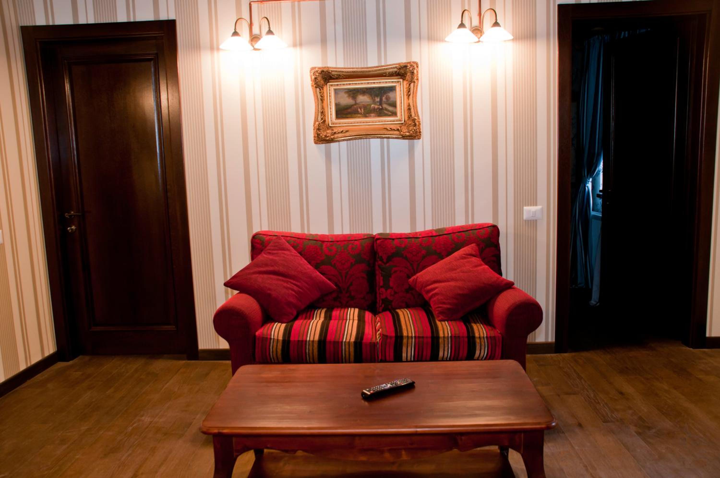 Arina Apartments