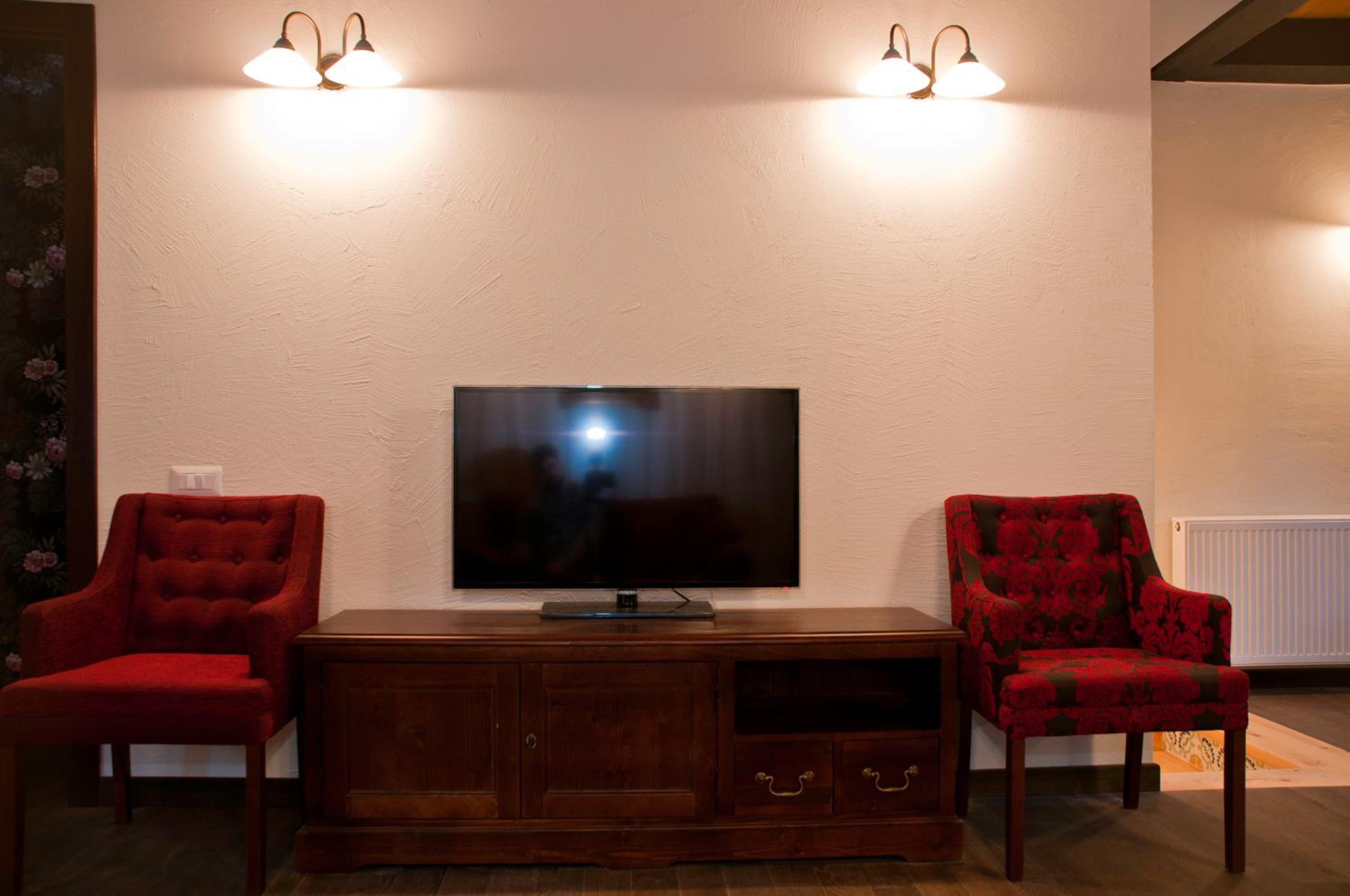 Arina Apartments